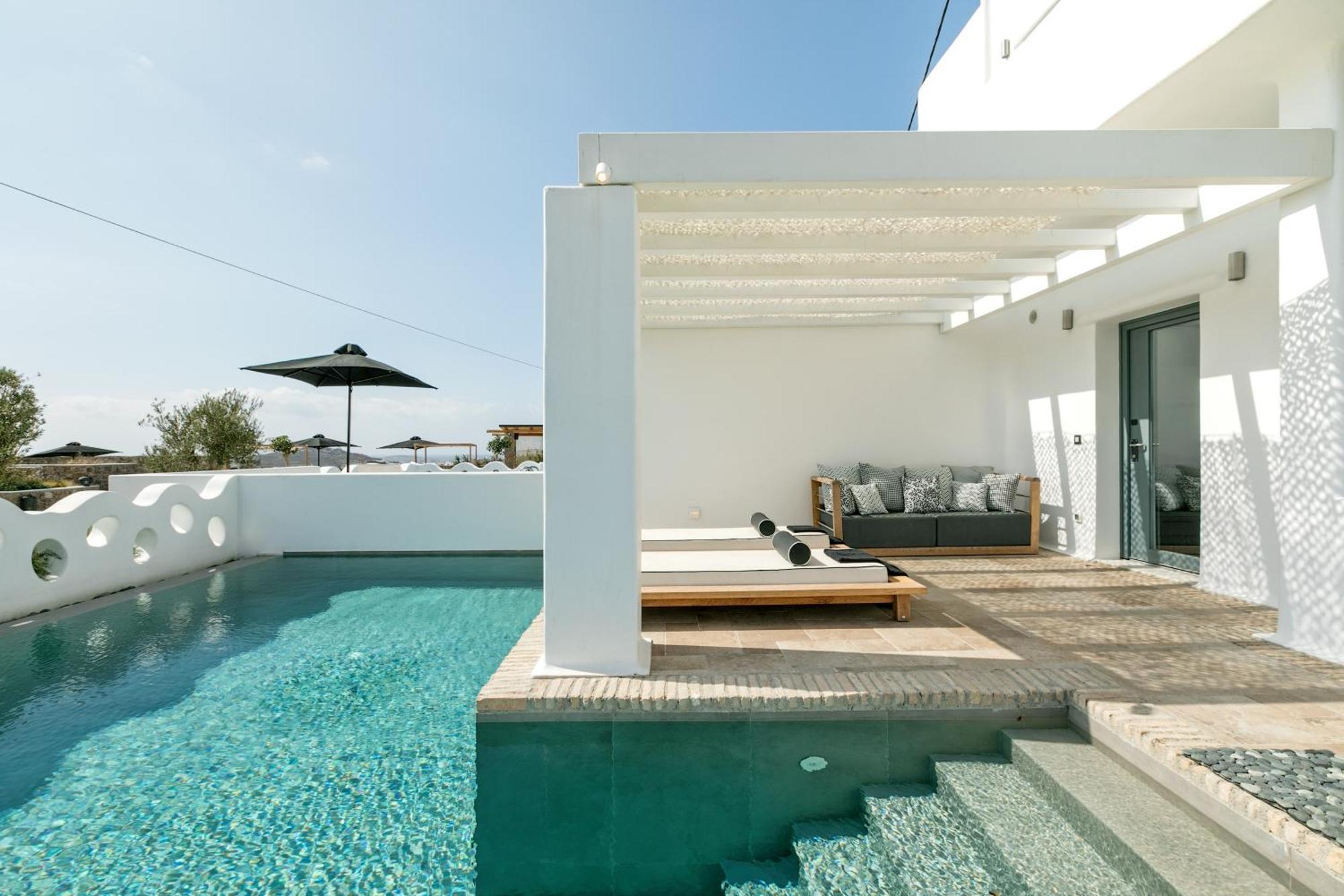 Superior Suite Private Pool