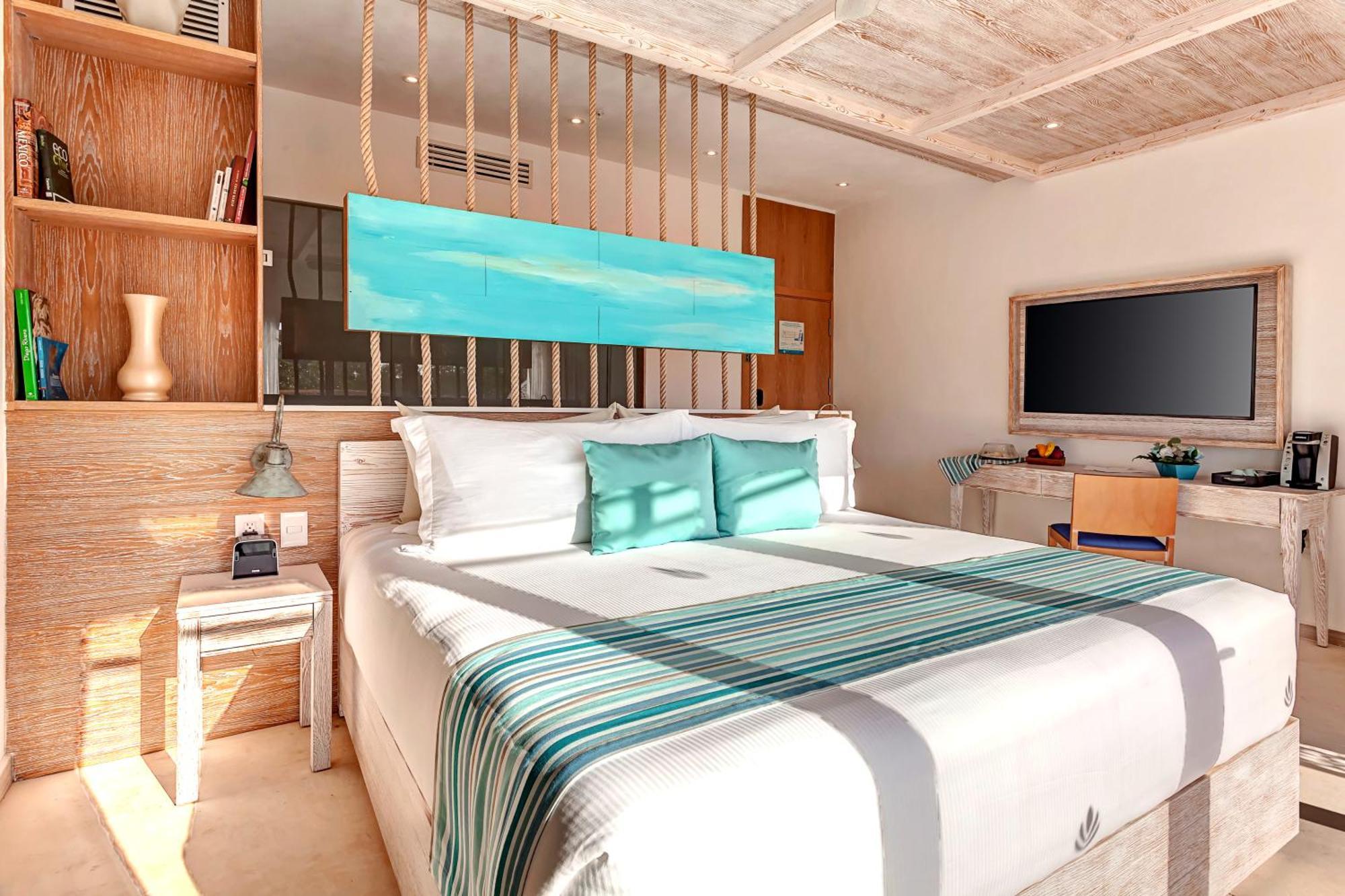 Deluxe Junior Suite