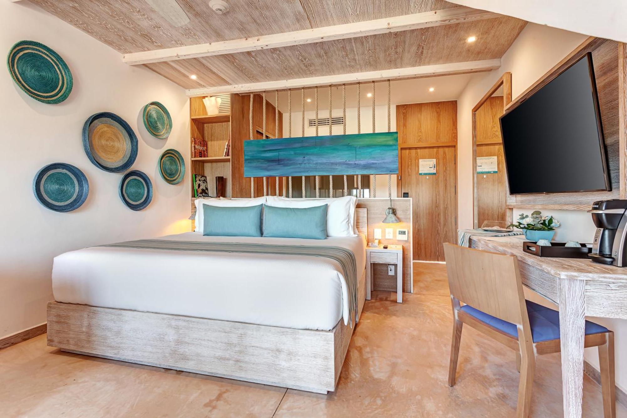 Deluxe Junior Suite Loft Ocean View