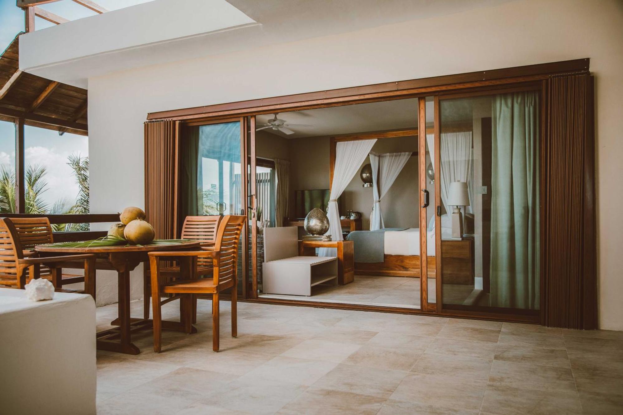 Deluxe Suite Sea View