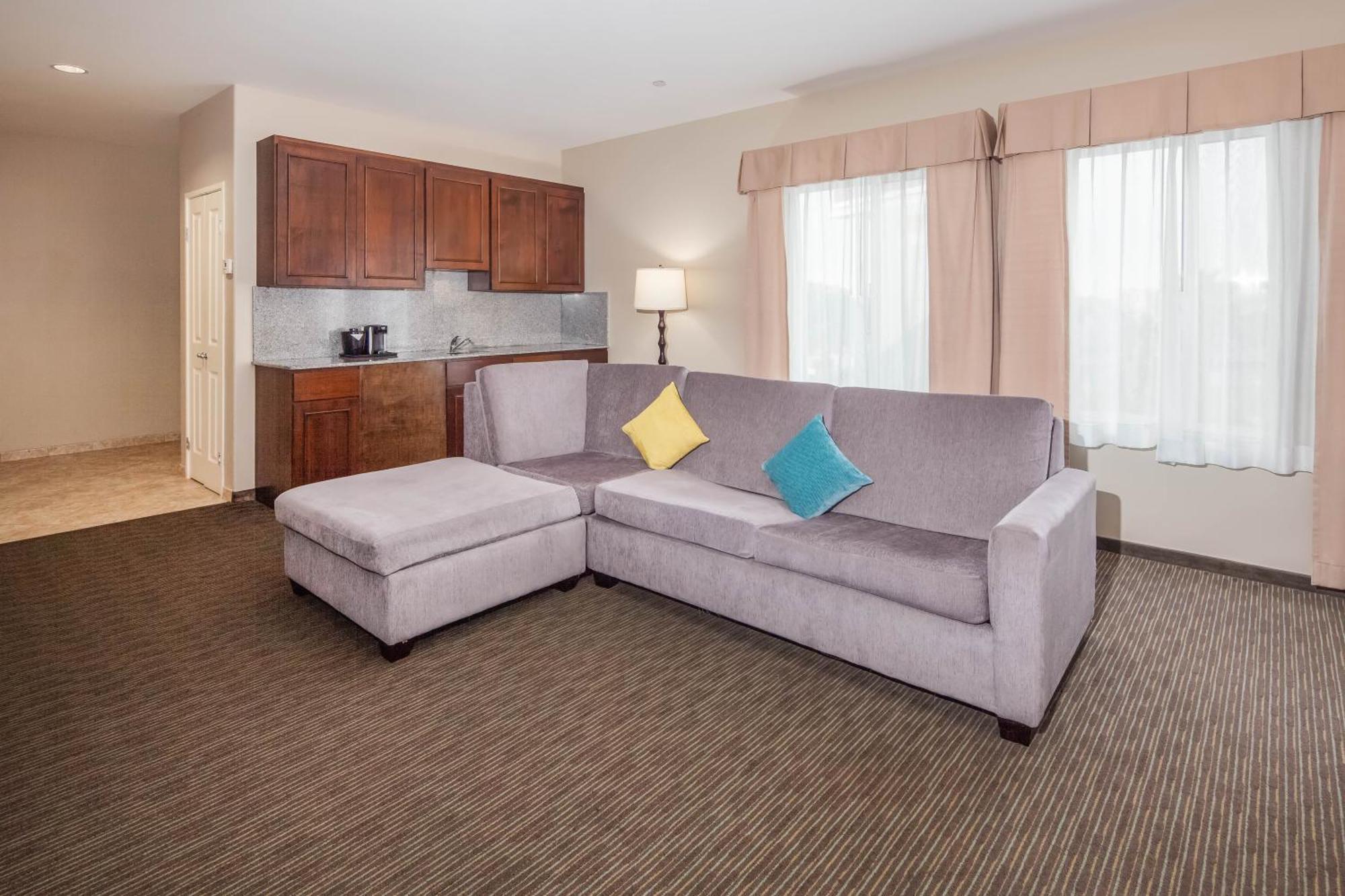 Deluxe Suite Two Queen Beds Non-Smoking