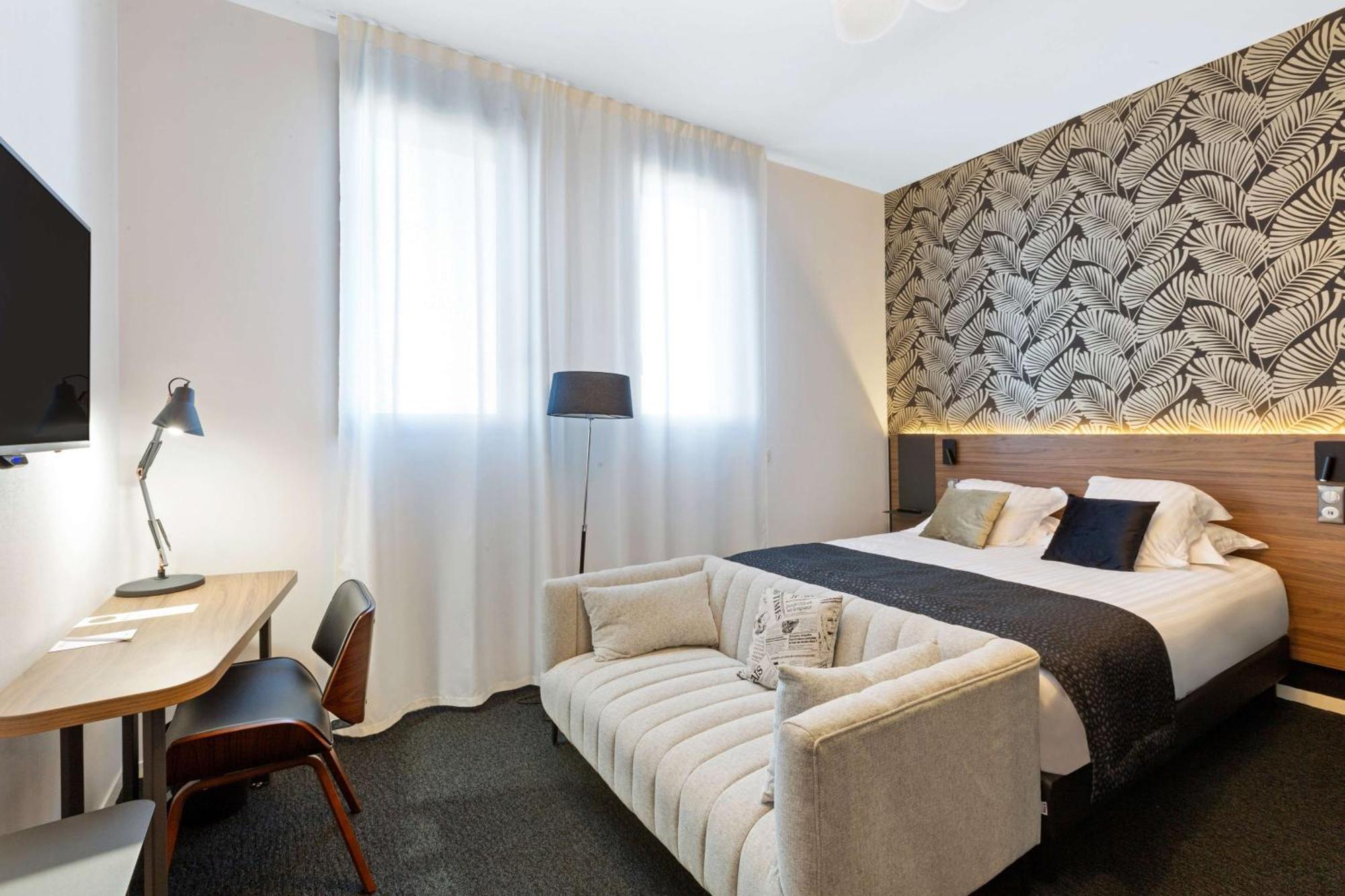 Superior Queen Room