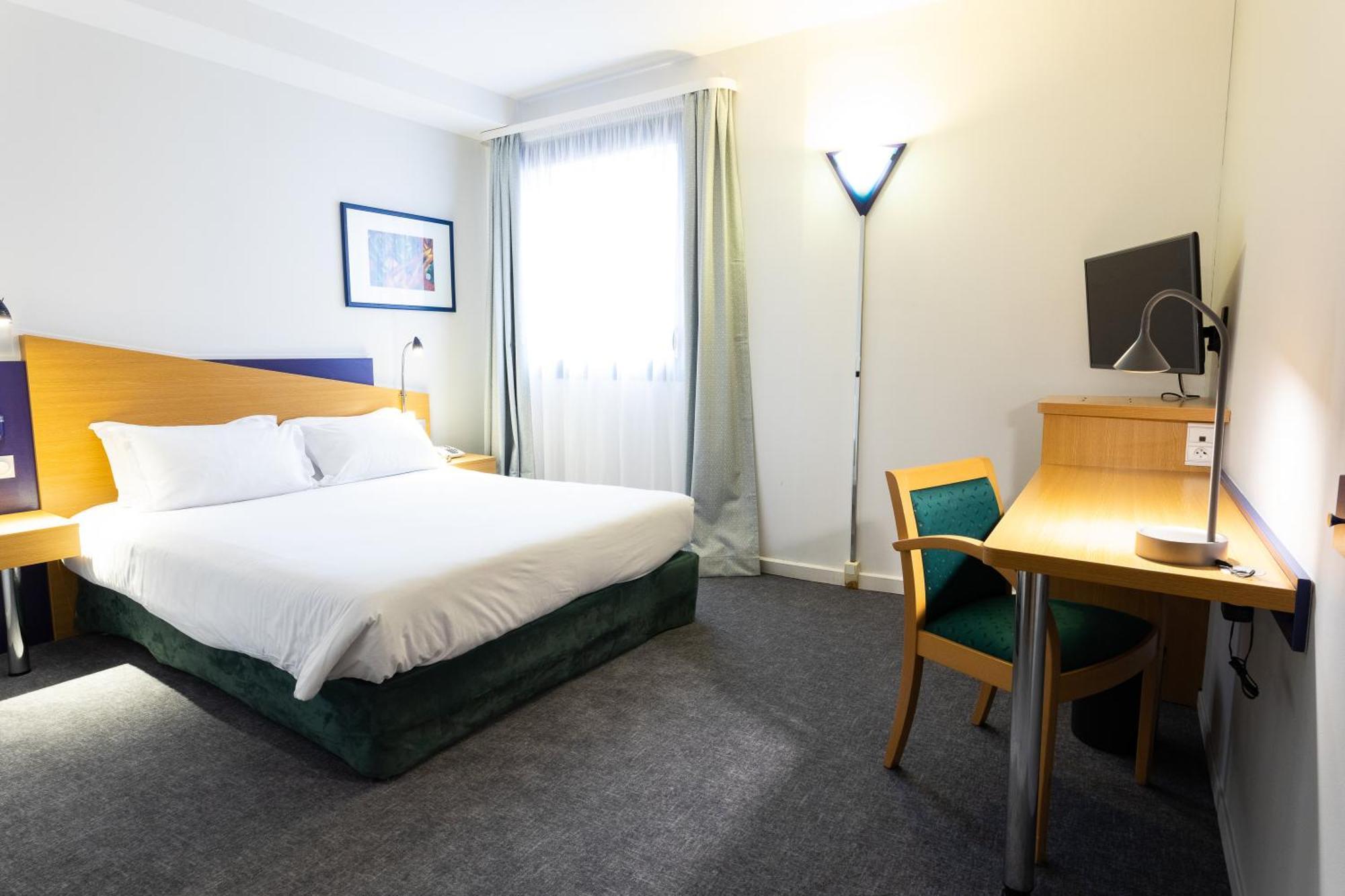 Chambre Standard avec Petit-Déjeuner Gratuit