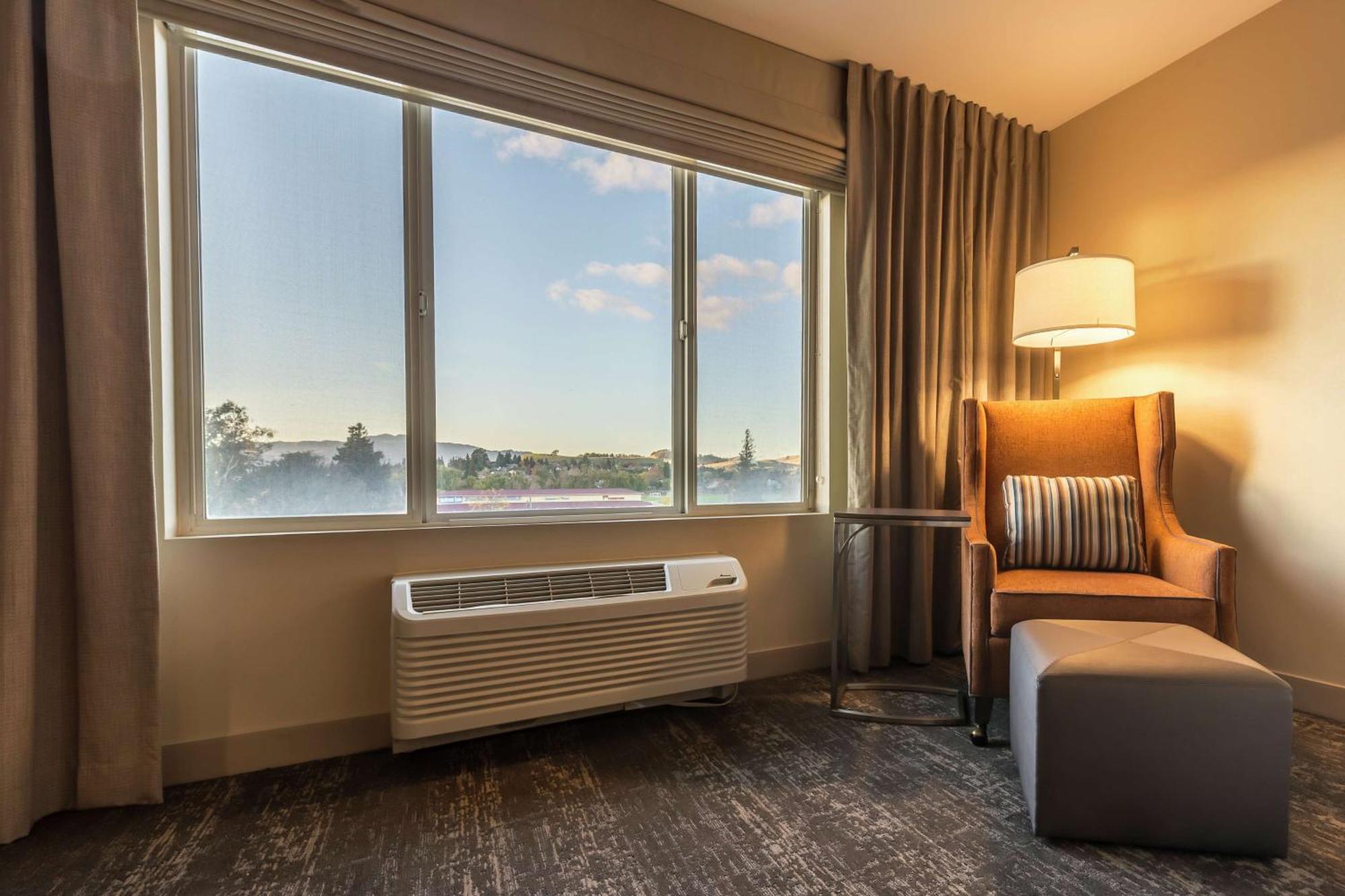 King Room,1279401310:JPEG