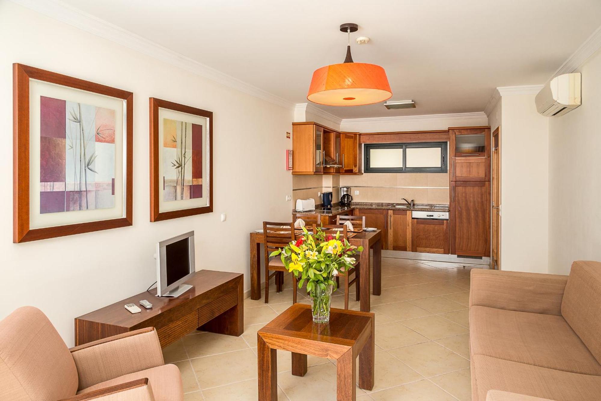 One-Bedroom Apartment Cerro Mar Atlantico,1083665380:JPEG
