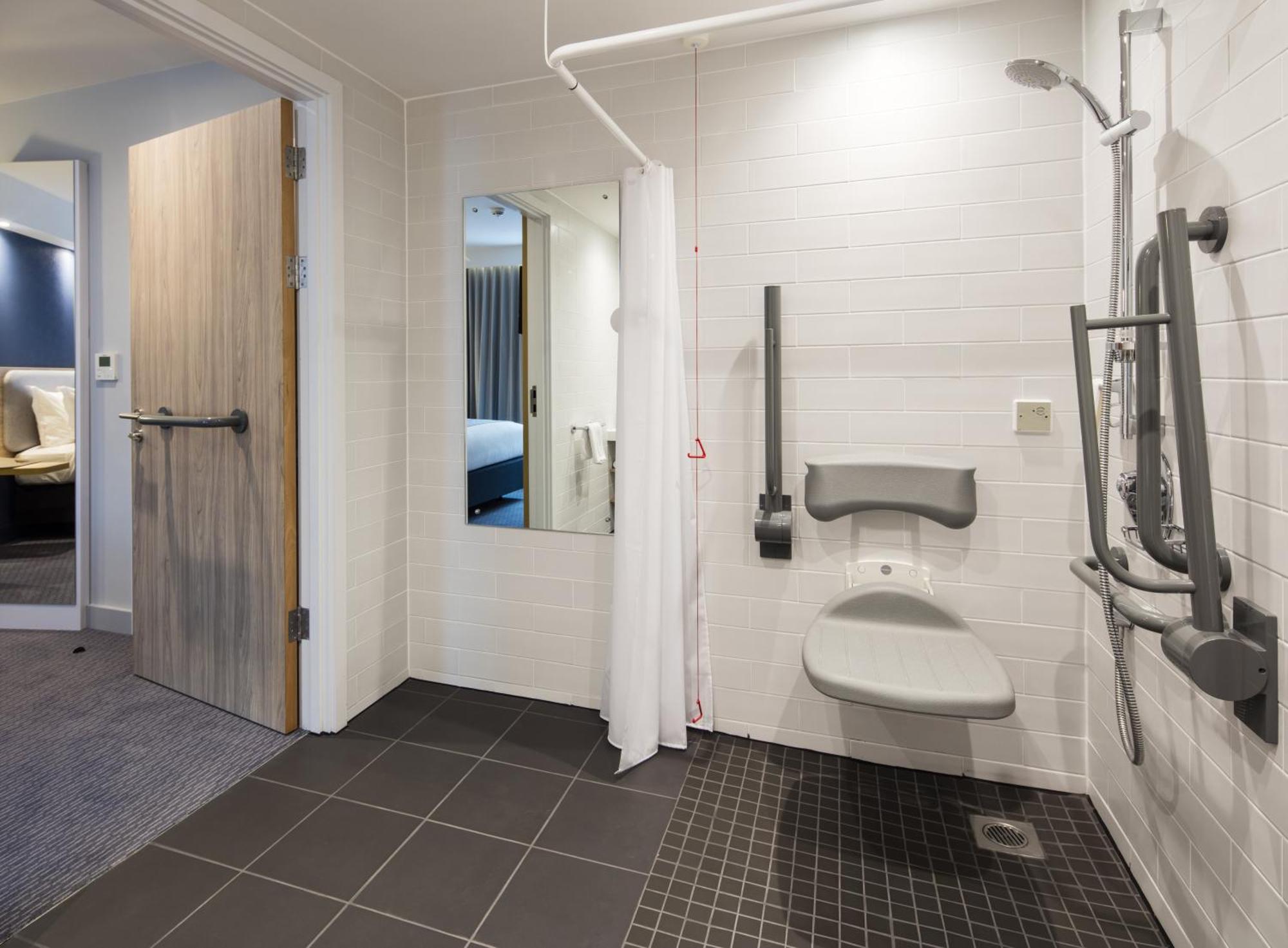Double Room Hot Accessible