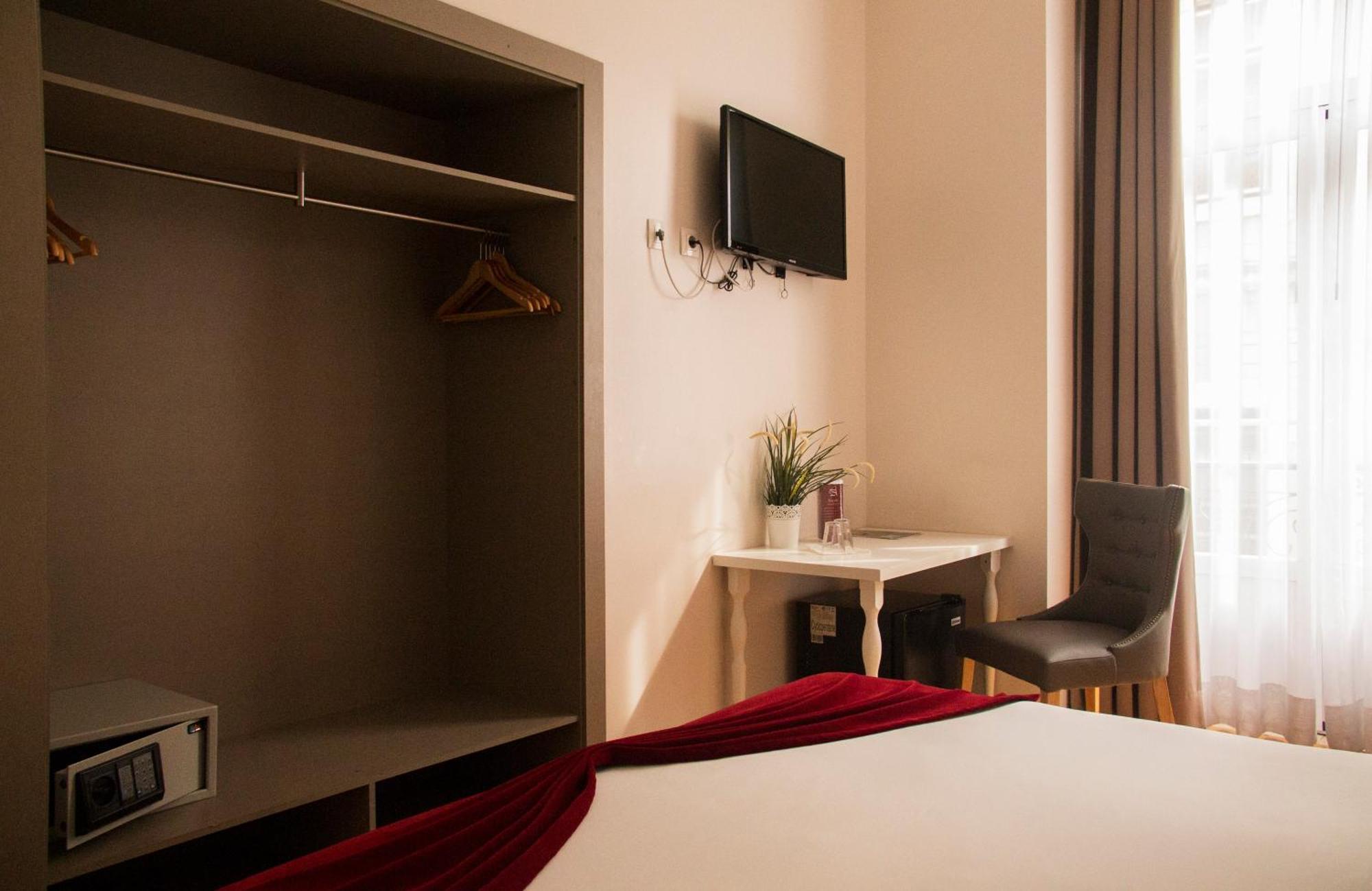 Double or Twin Room,1279604347:JPEG