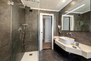 Standard Double or Twin Room,1279762711:JPEG