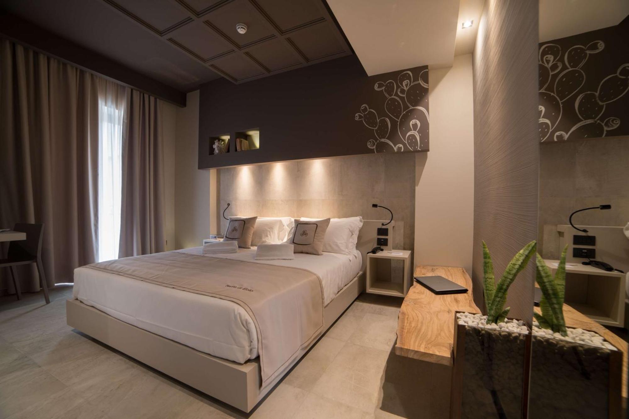 Comfort Queen Room