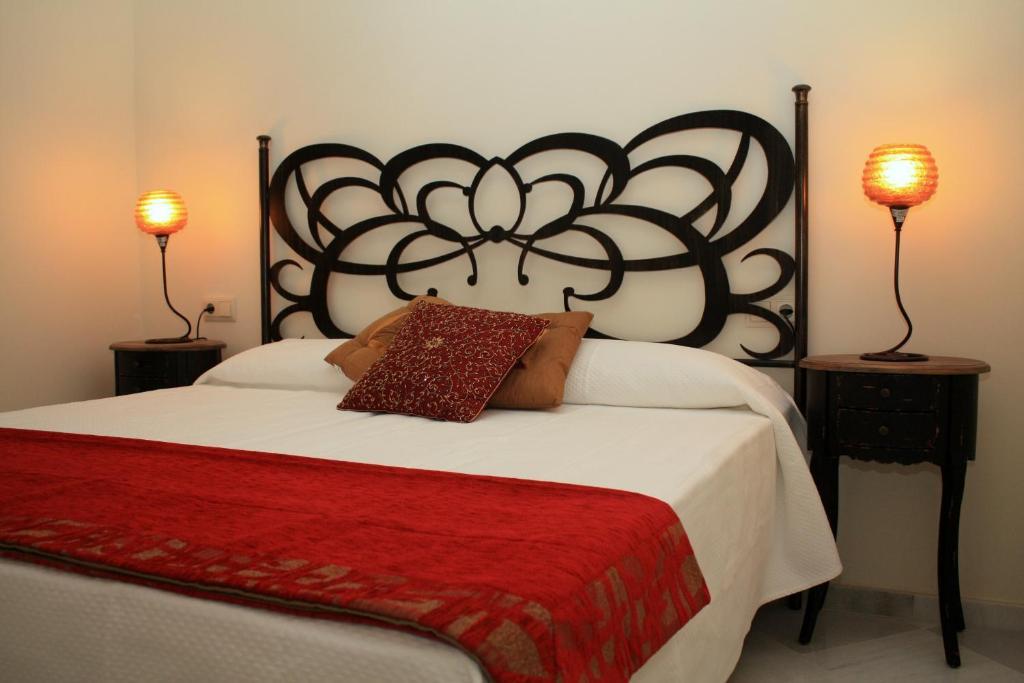Bronze King Room Roll Shower Disability Access