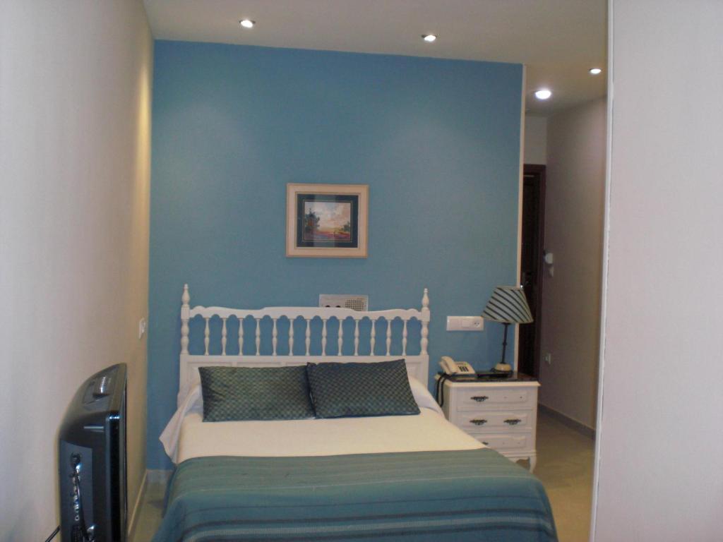 Double or Twin Room,12868395:JPEG