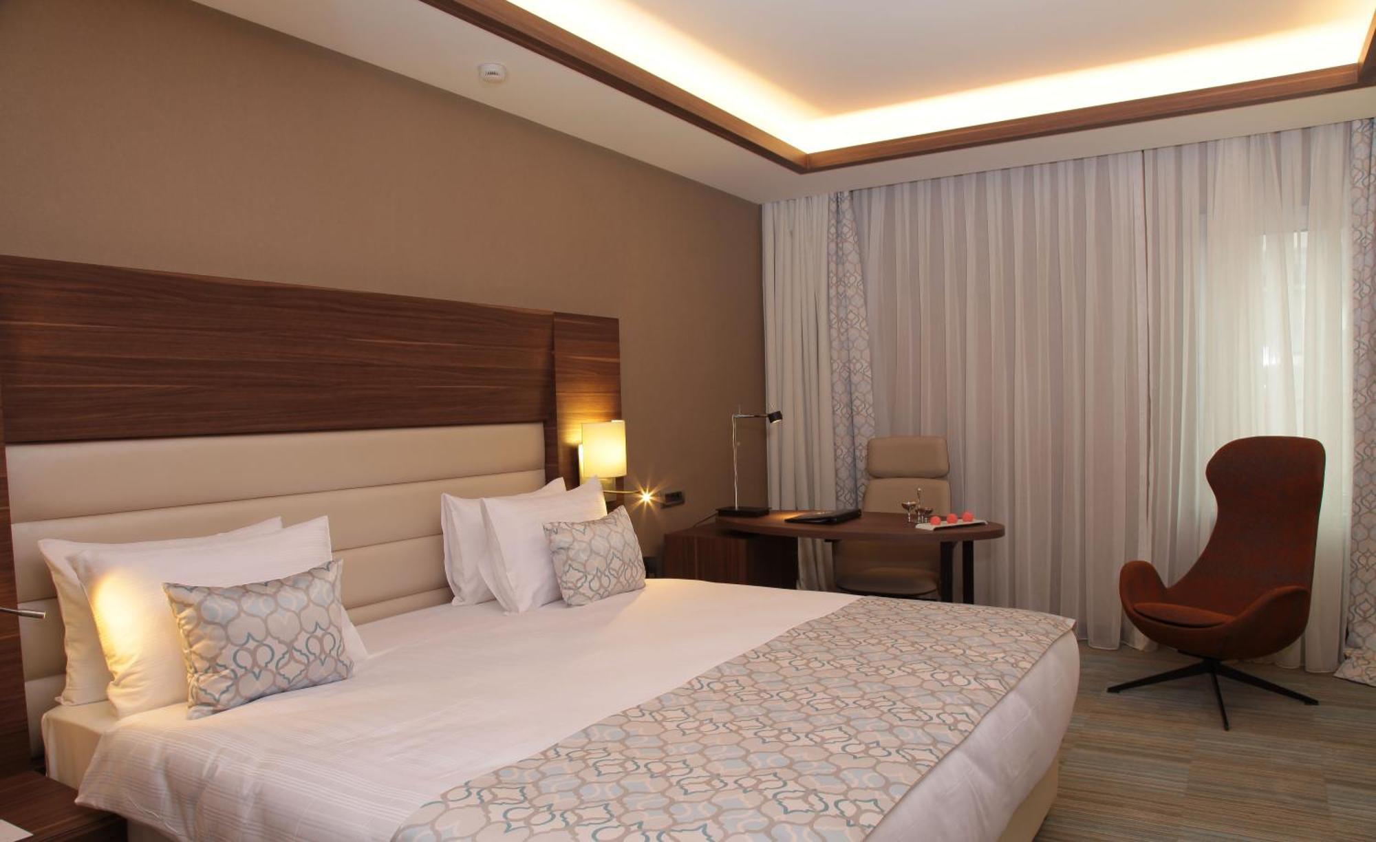 Superior King Room