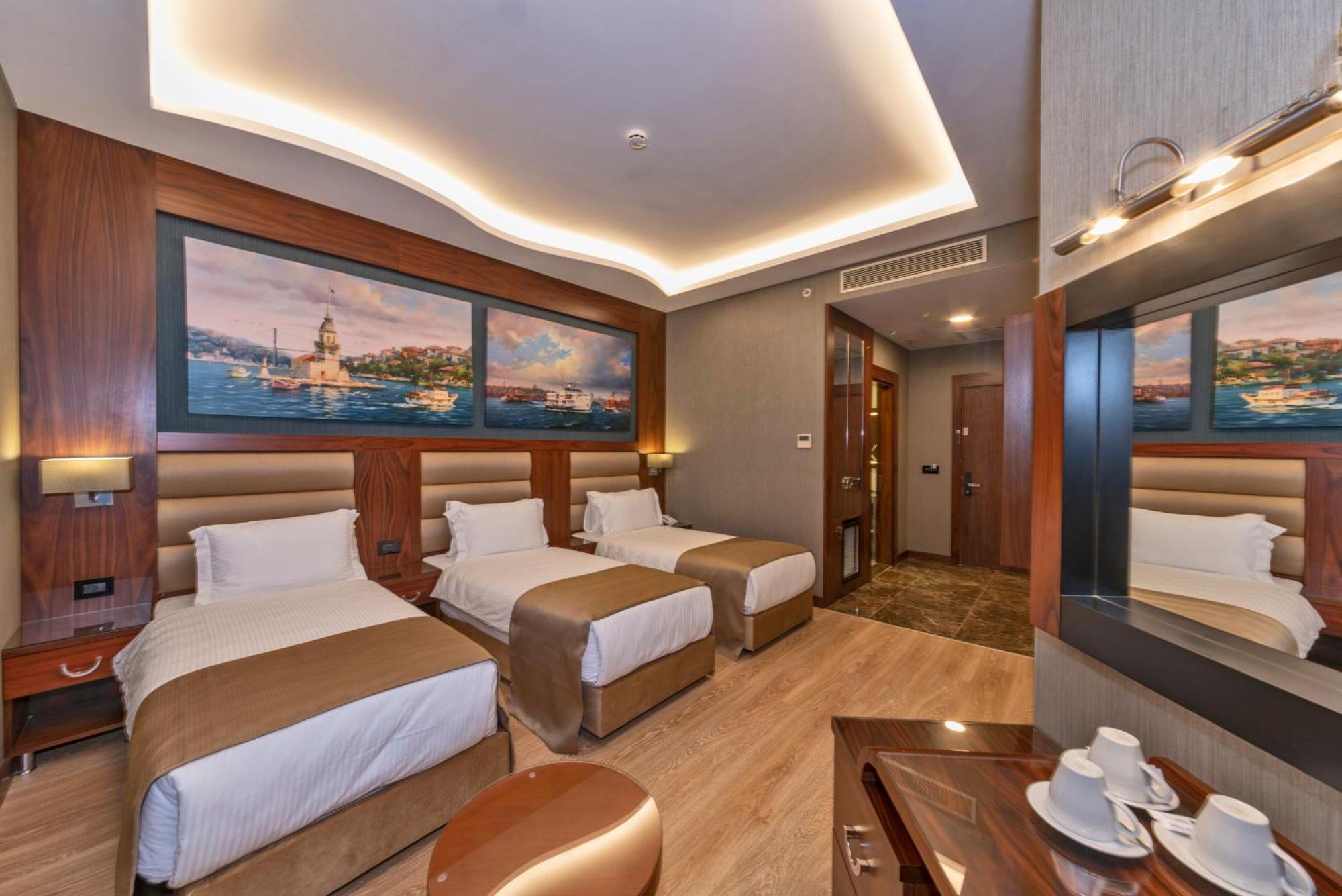 Deluxe Triple Room