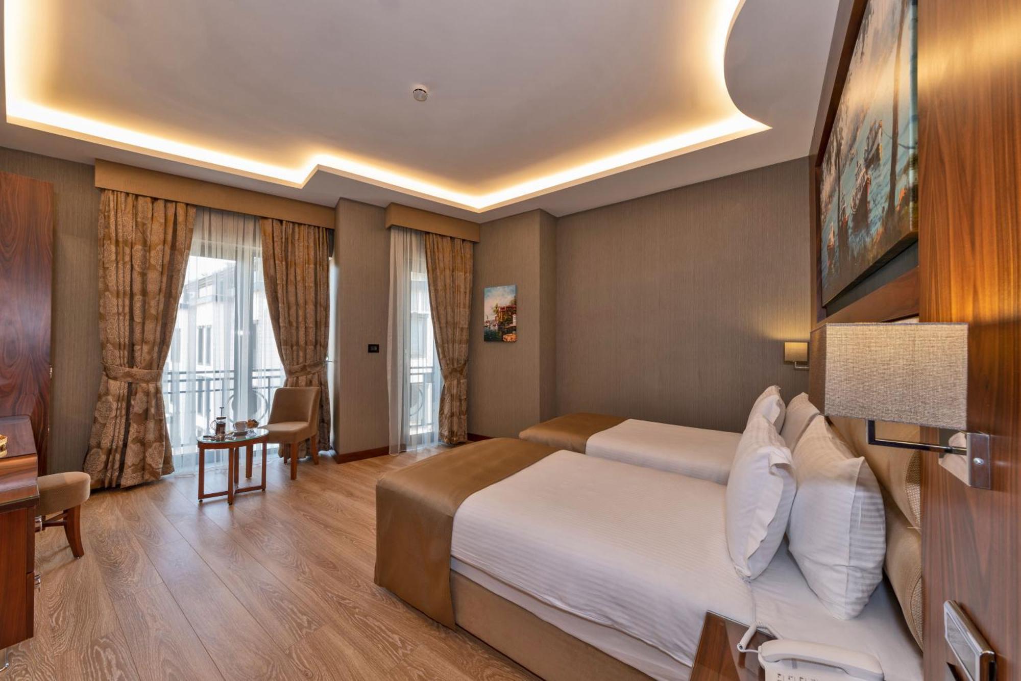 Deluxe Double or Twin Room