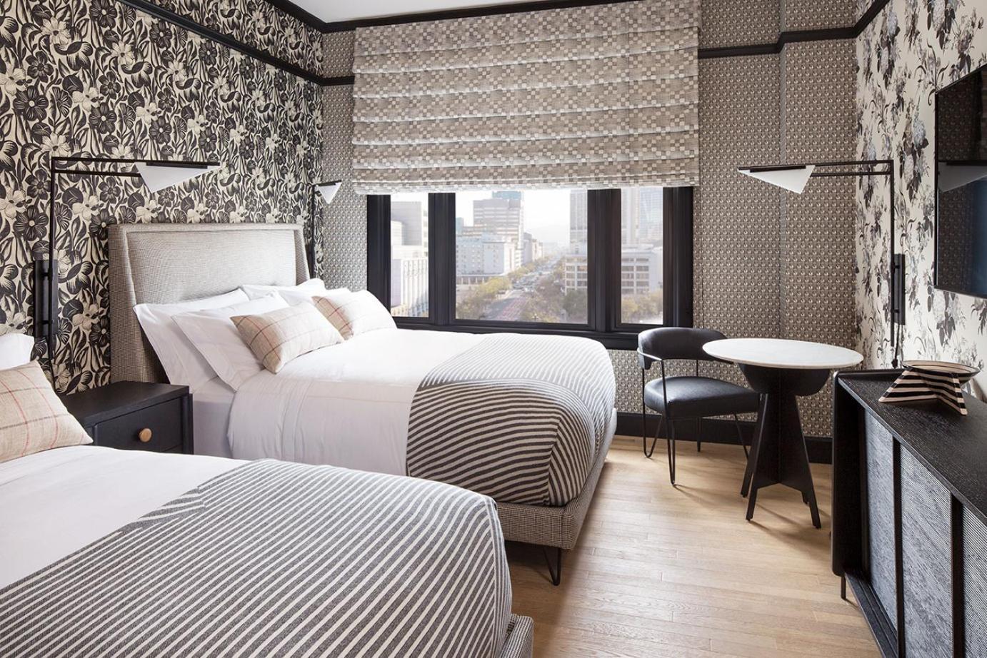 Premier Double Double Guest room City view