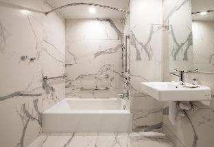 Standard King ADA Guest Room