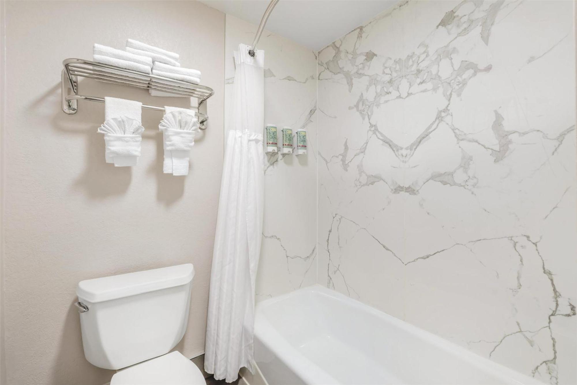Chambre Lit King-Size - Non-Fumeurs