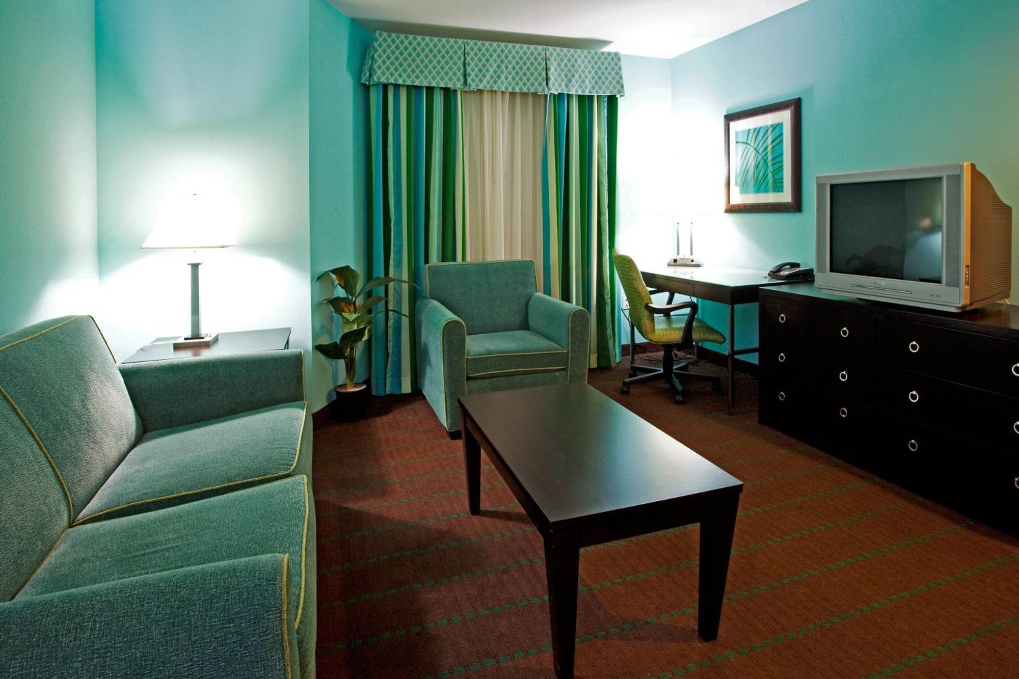 Queen Suite Two Queen Beds