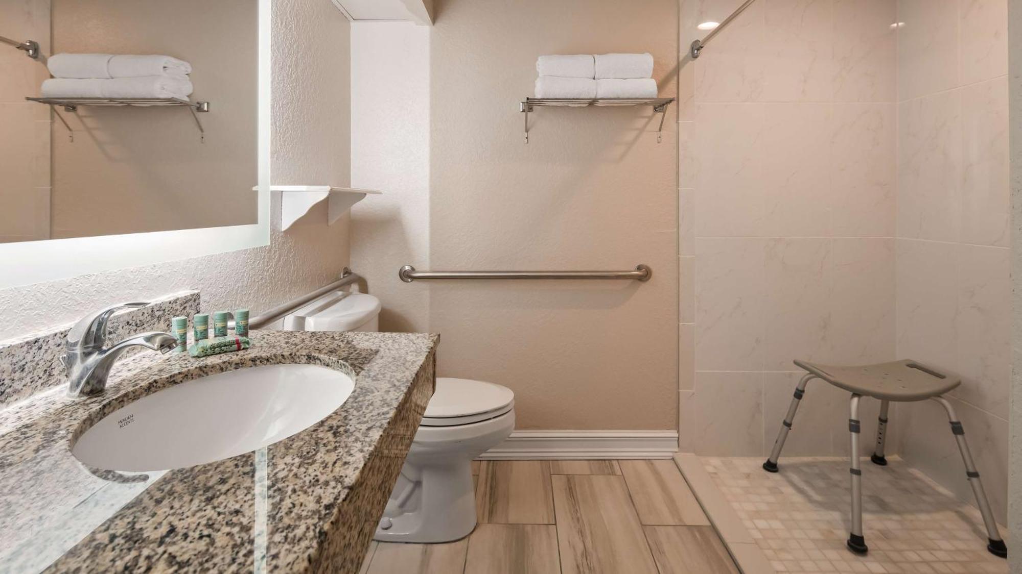 Double Room Two Double Beds Roll Shower Disability Access