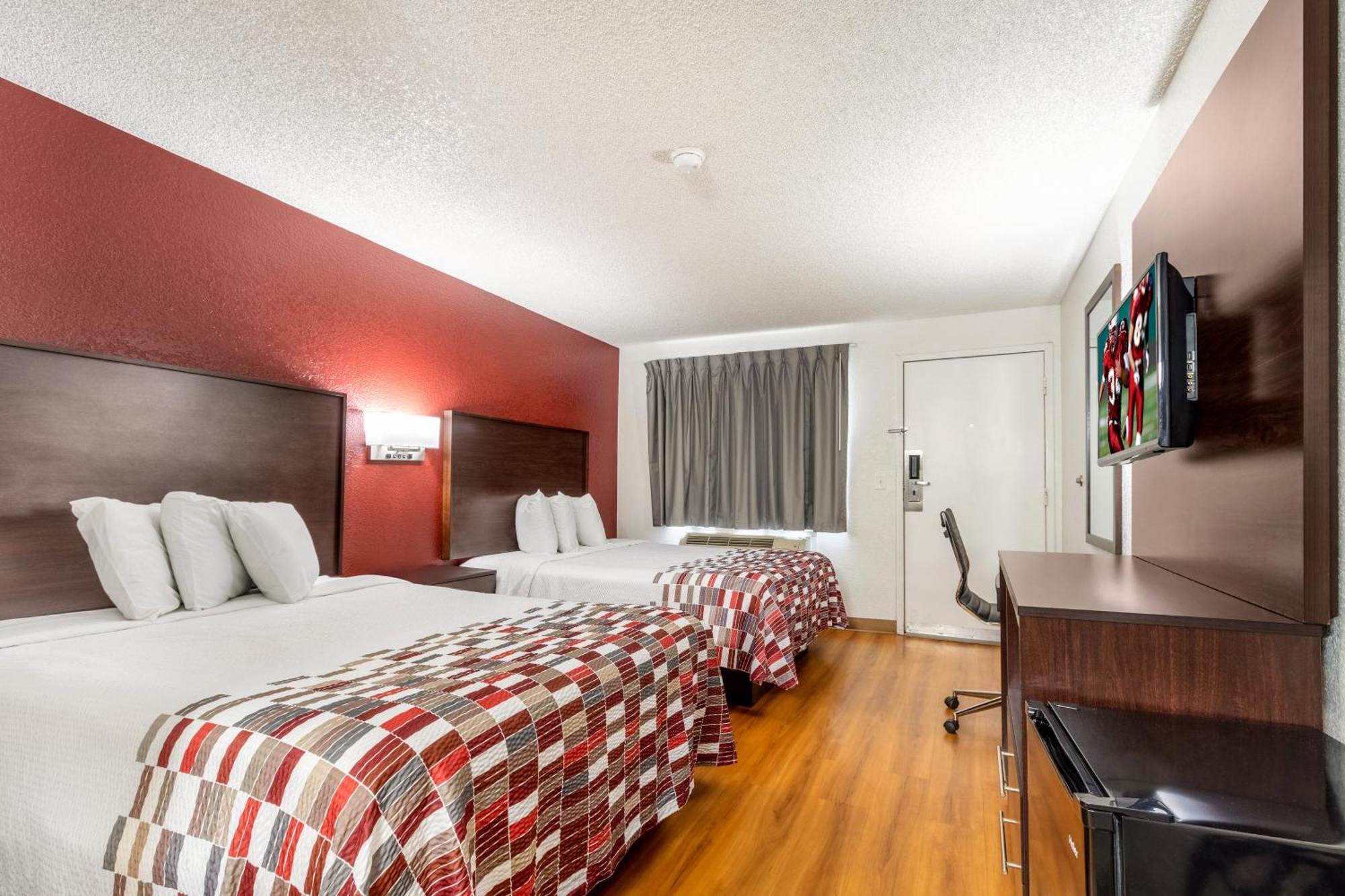 Deluxe Room Two Double Beds Non-Smoking