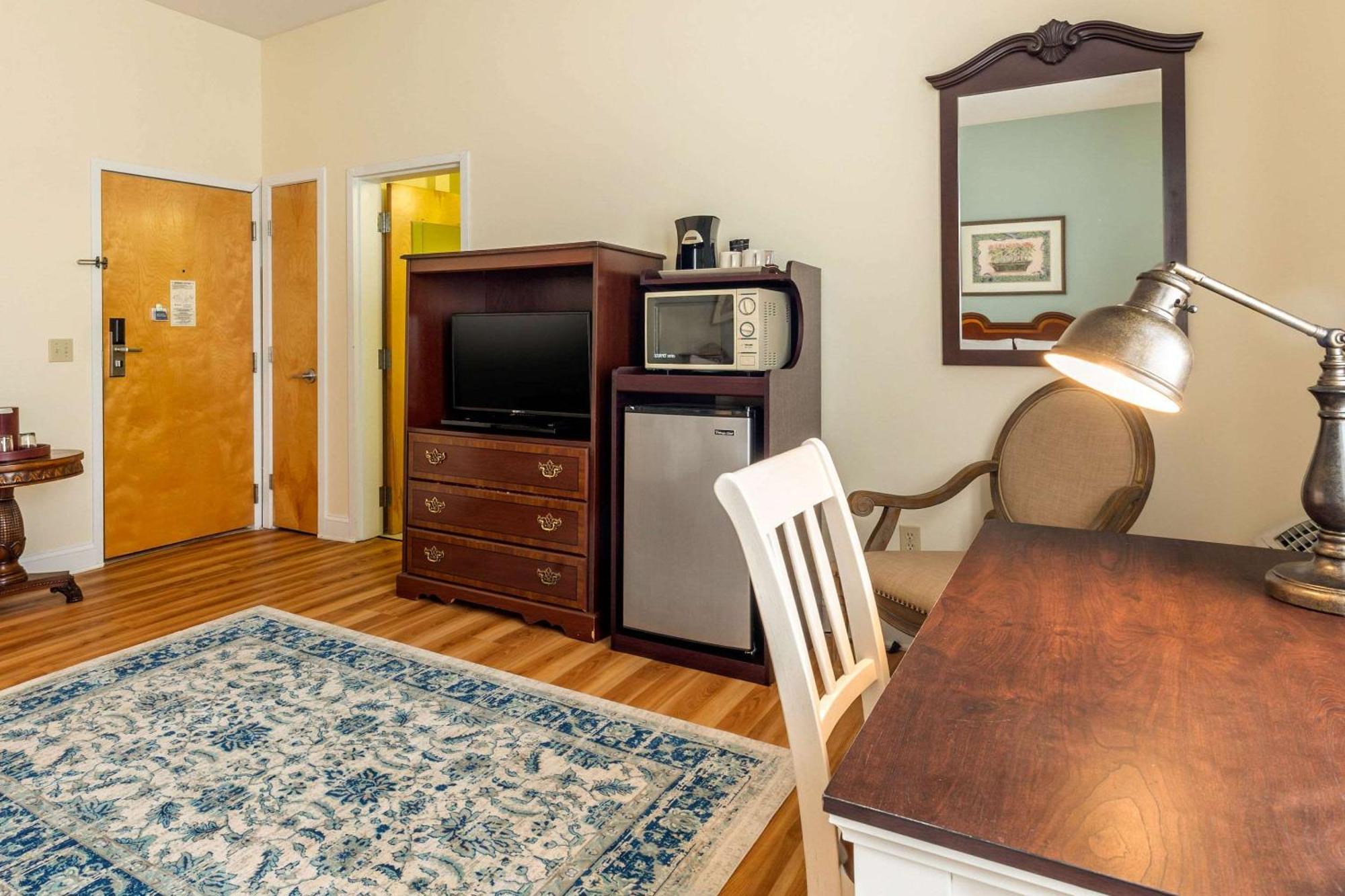 Double Room Two Double Beds Non-Smoking