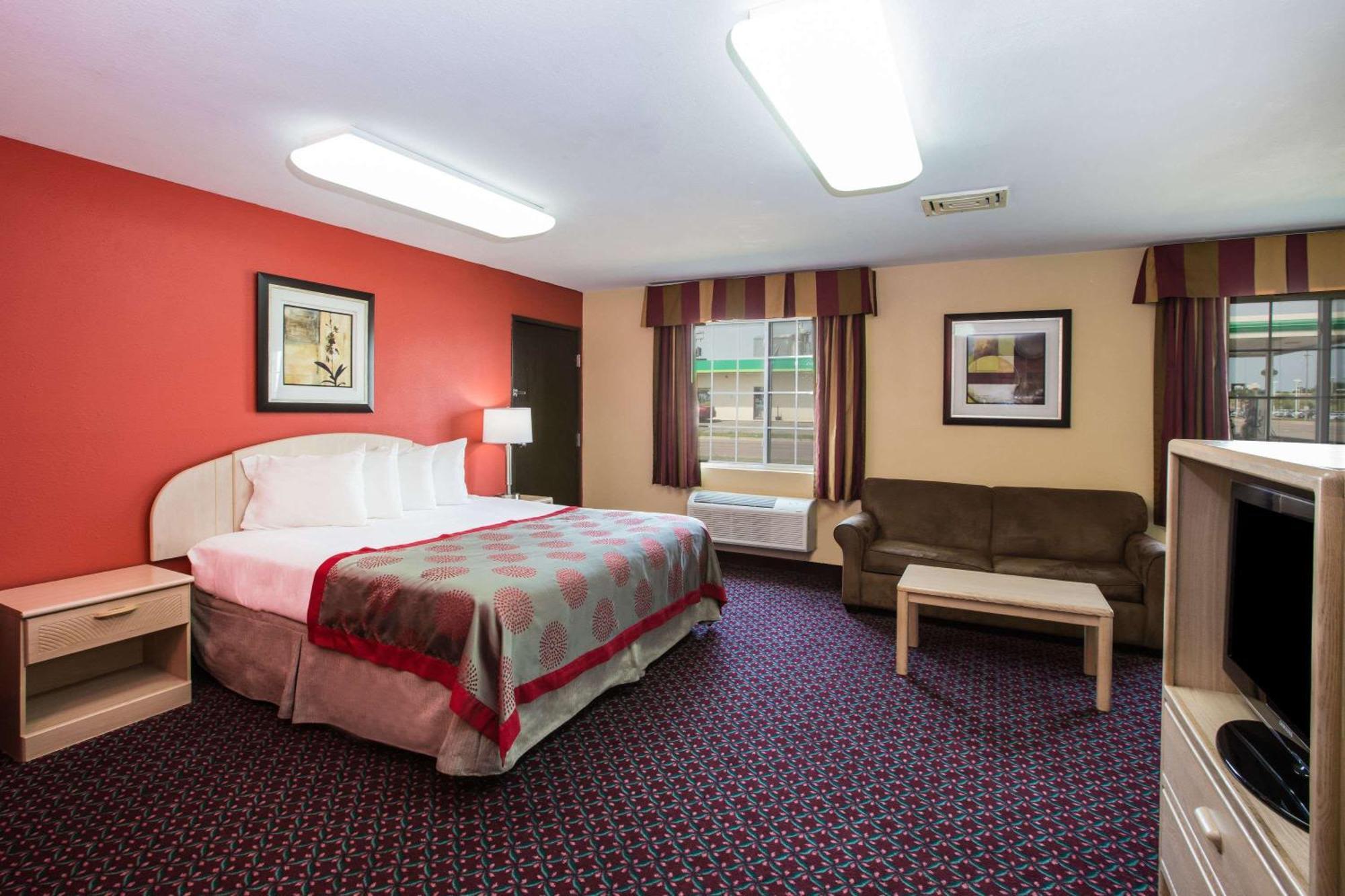 King Studio Suite Non-Smoking