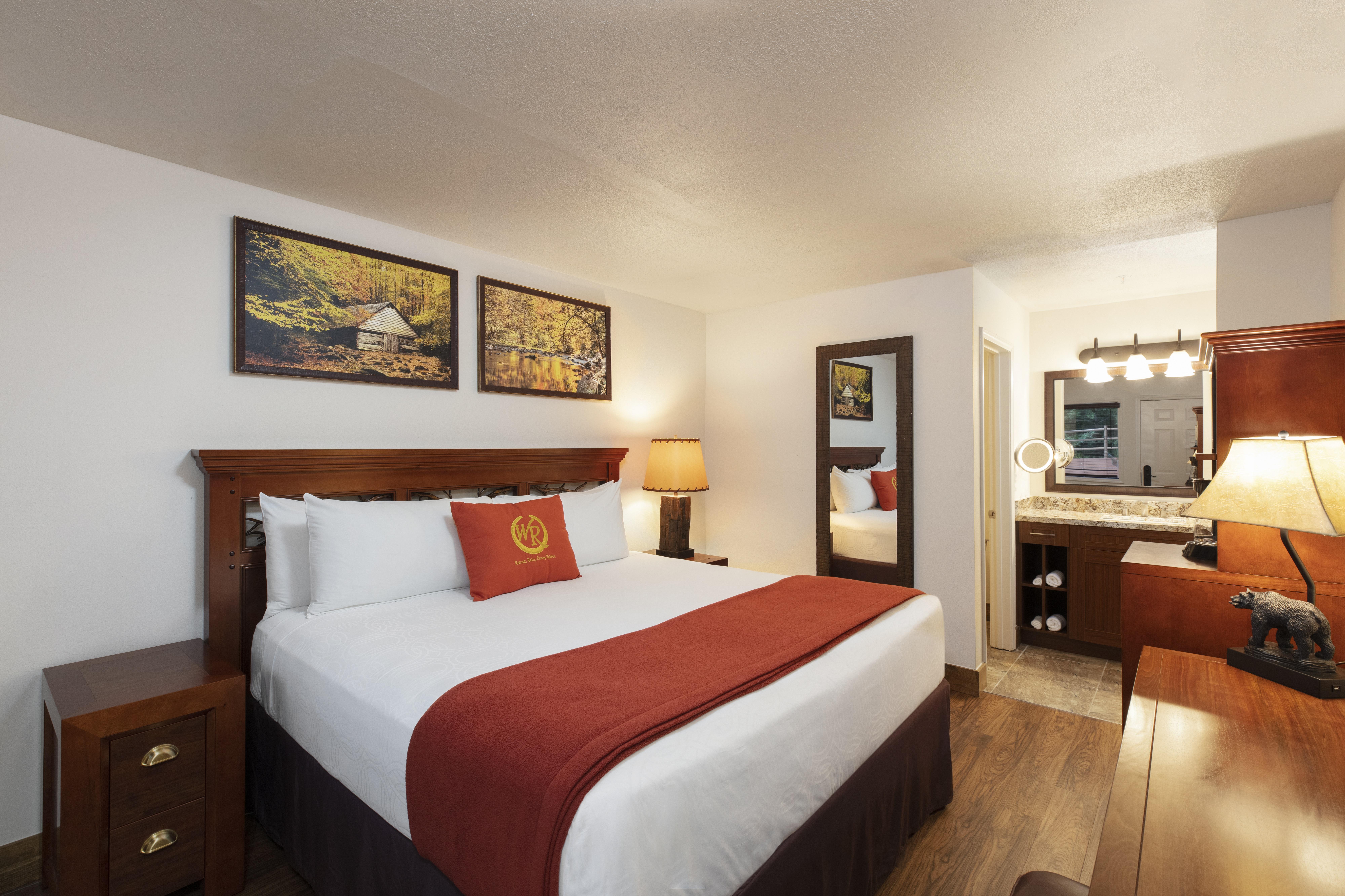Traditional King Guestroom