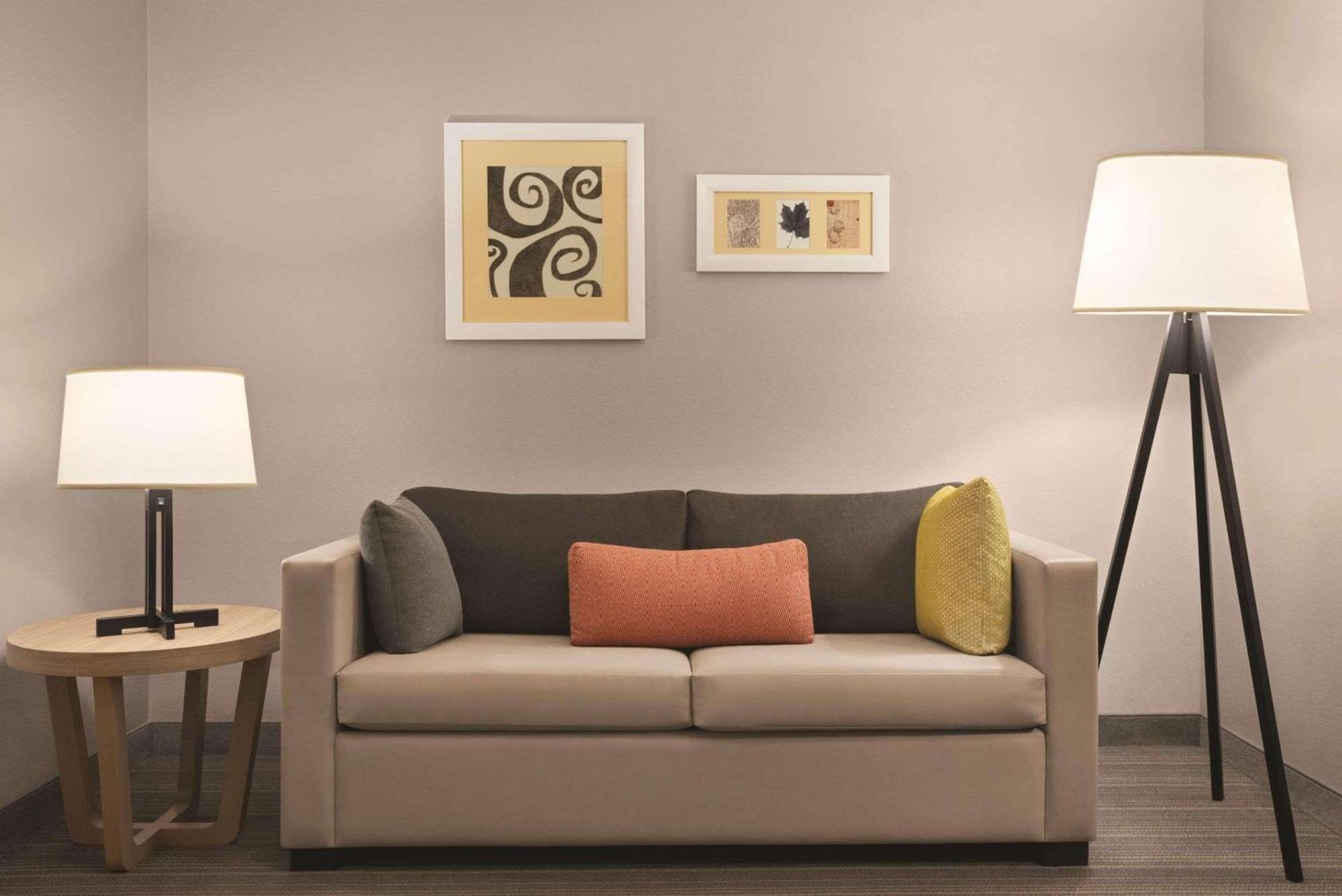 One-Bedroom King Suite Sofa Bed