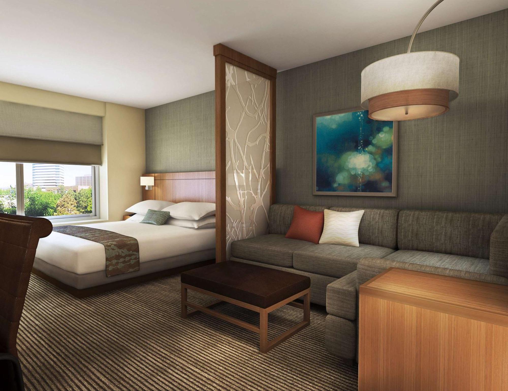 Standard Queen Room