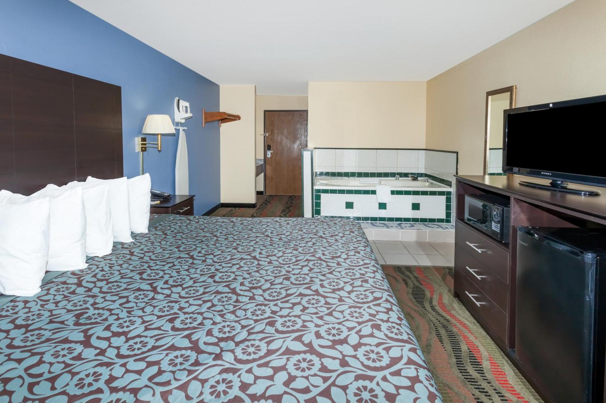 King Suite Non-Smoking