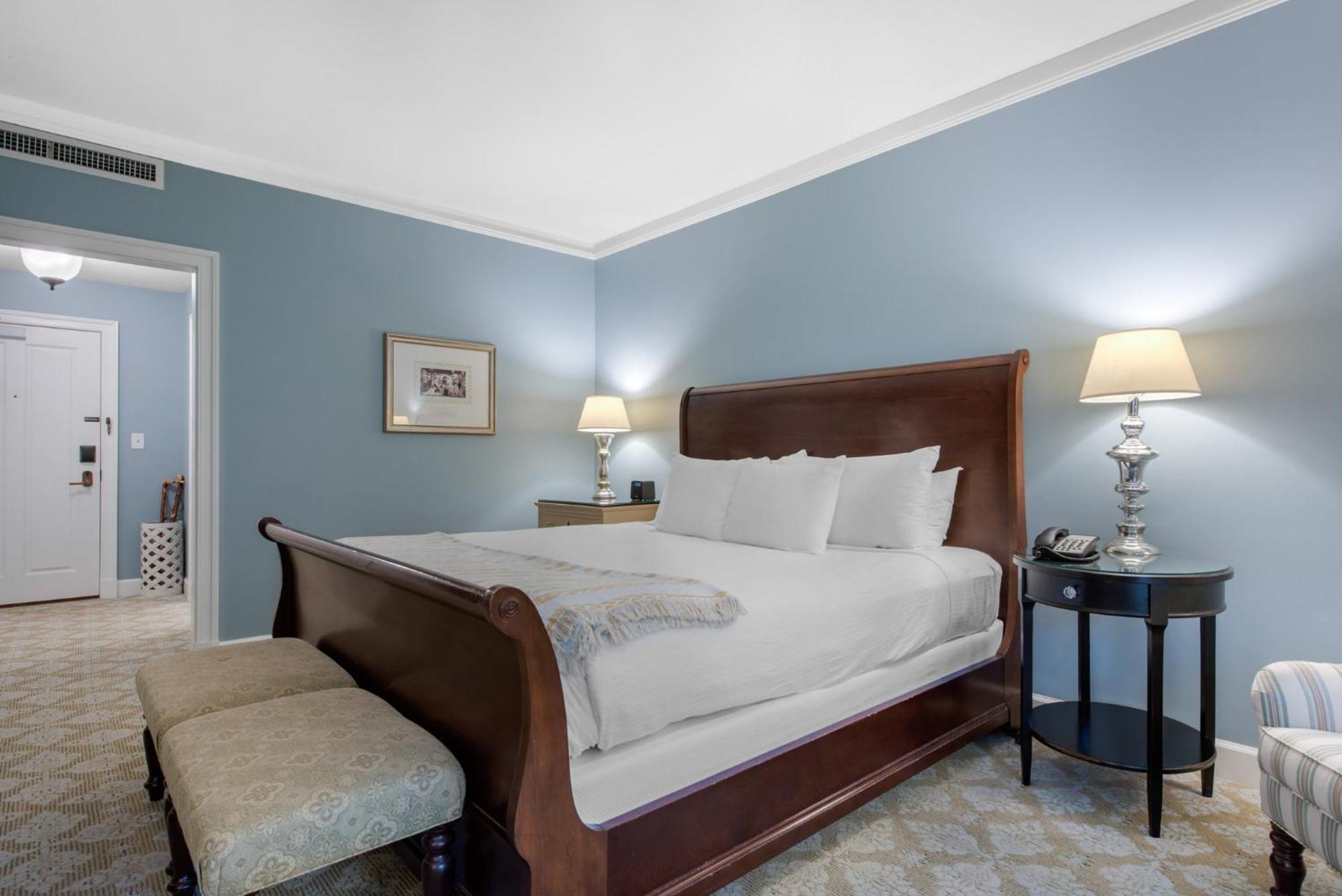 Resort View Room 1 King Bed