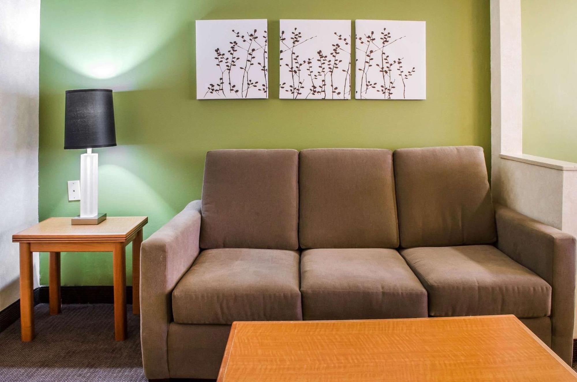 Suite Two Double Beds
