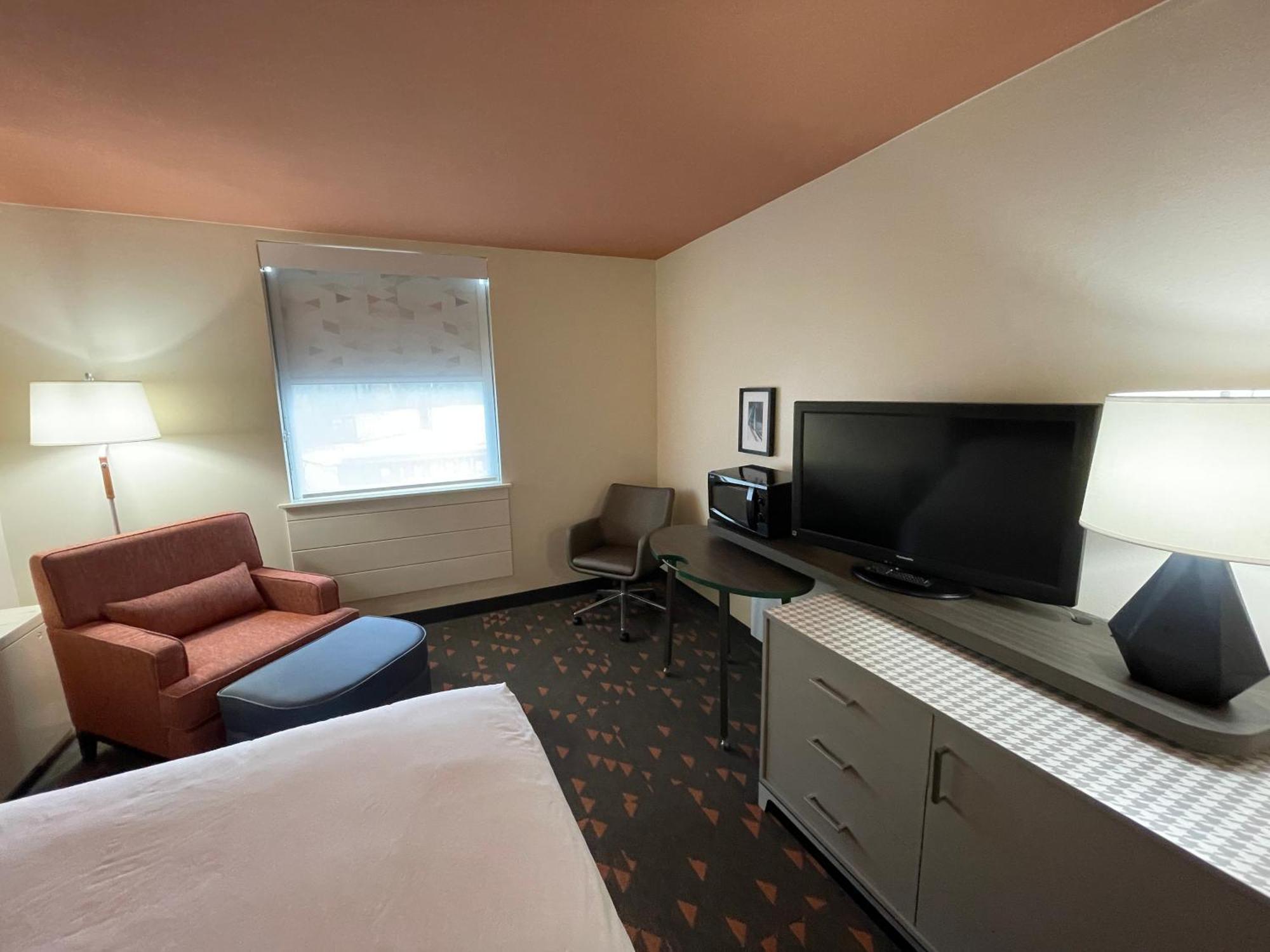 Standard Room,1280736076:JPEG