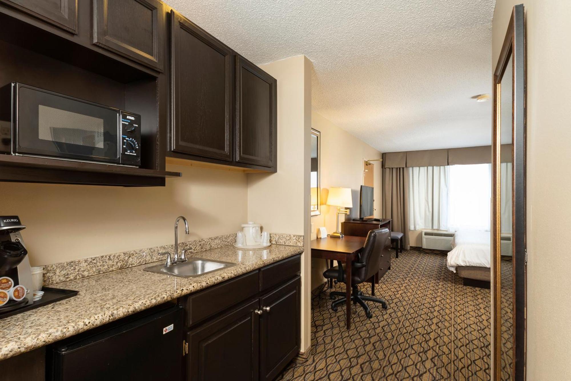 Standard King Room