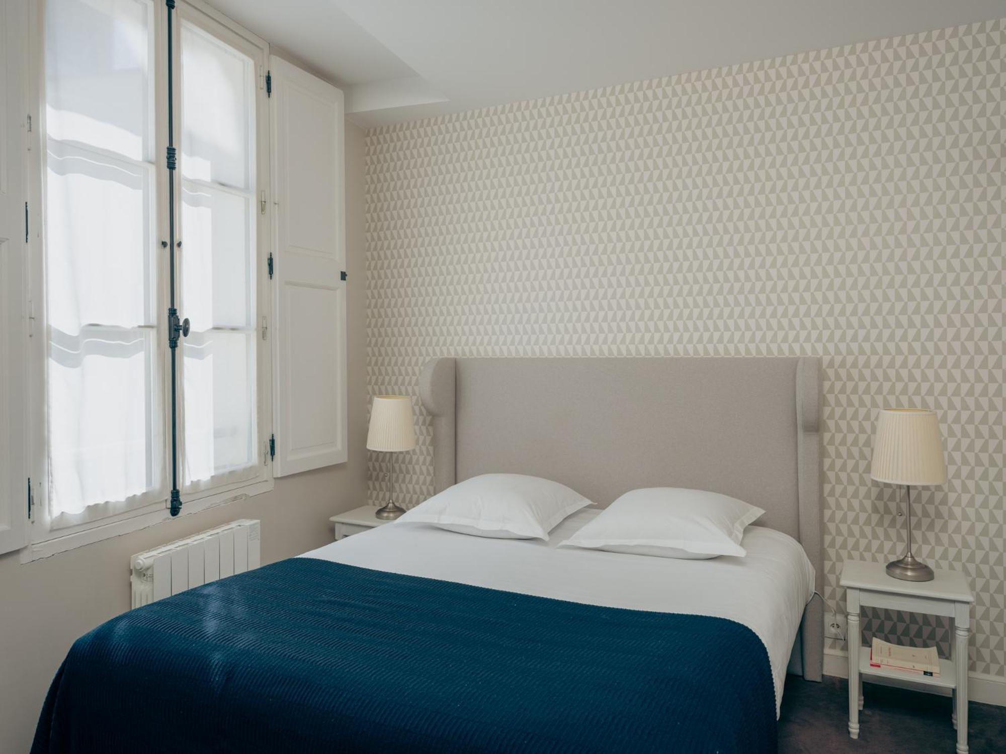 One-Bedroom Apartment Hector