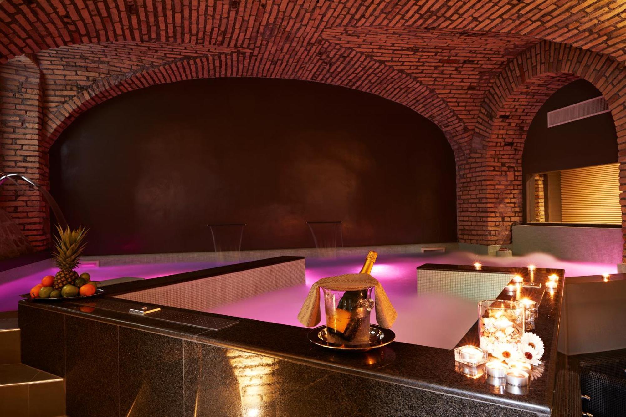 Double or Twin Room Spa
