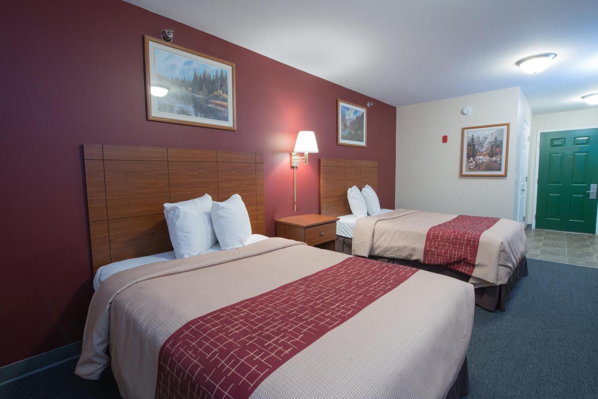 Suite Two Double Beds Kitchen Non-Smoking