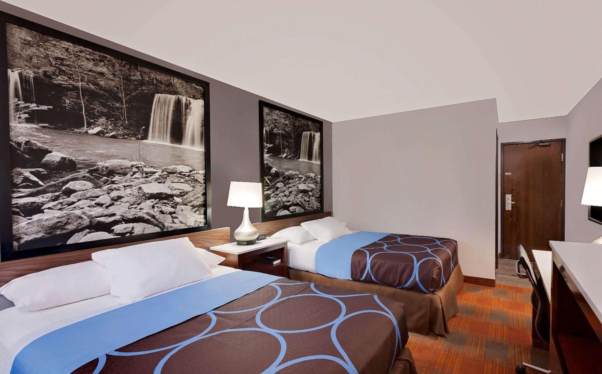 Double Room Two Double Beds Non-Smoking