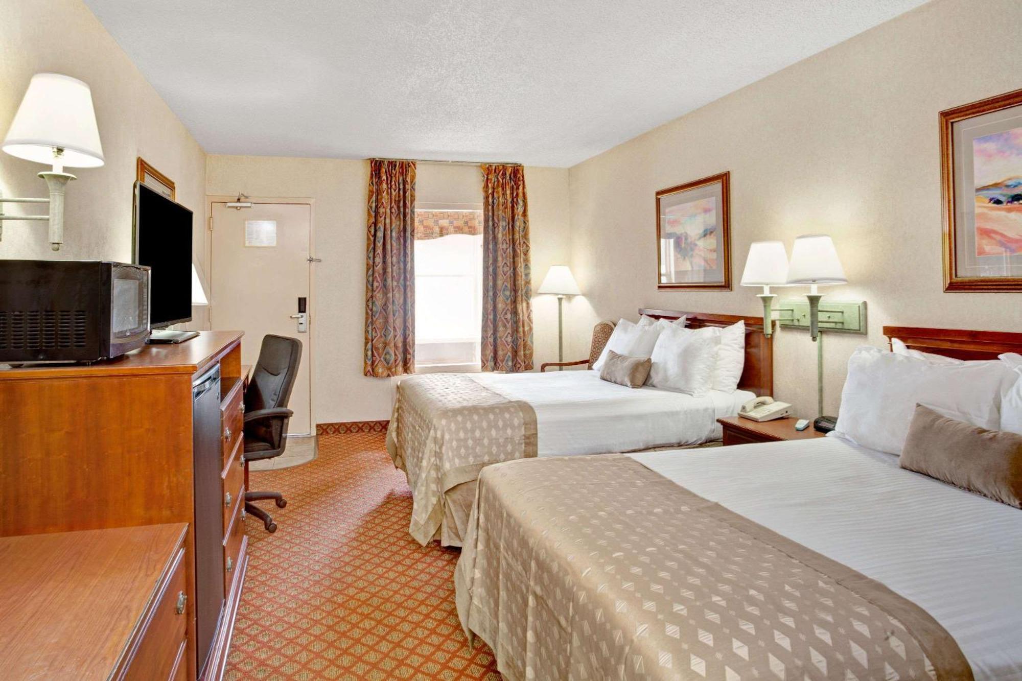 Double Room Smoking