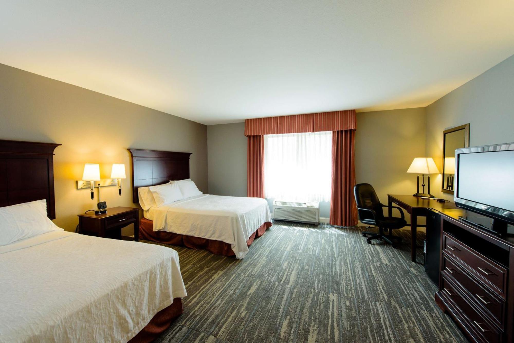 Room with Two Queen Beds - Non-Smoking