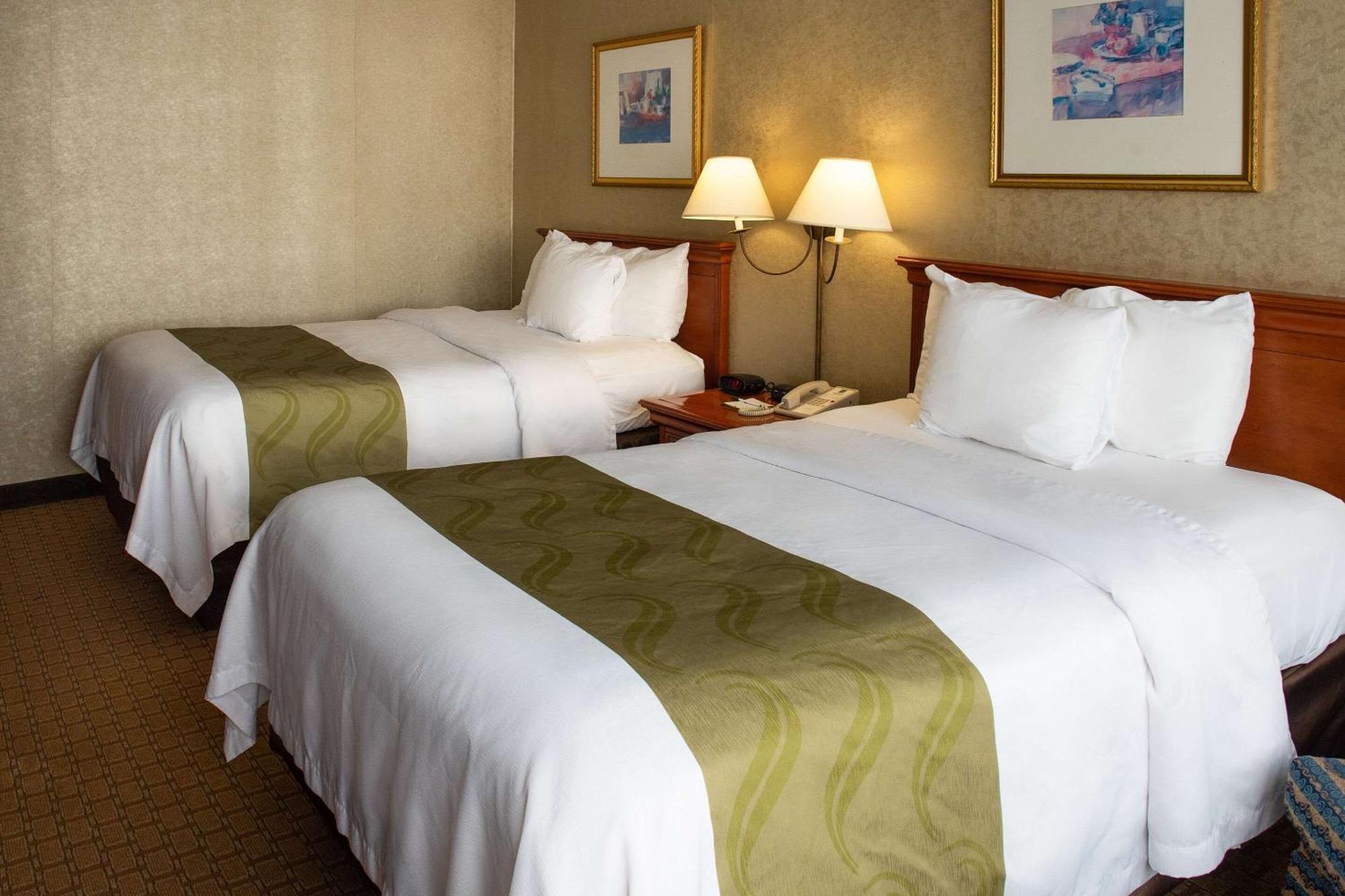 Double Room Two Double Beds Non-Smoking