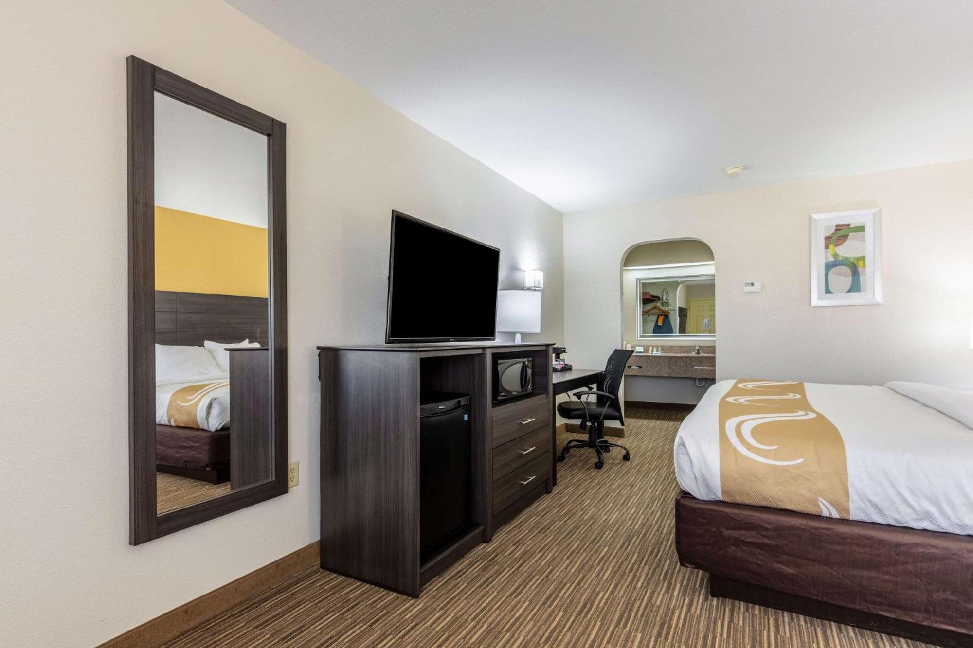 King Room Disability Access or Non Smoking