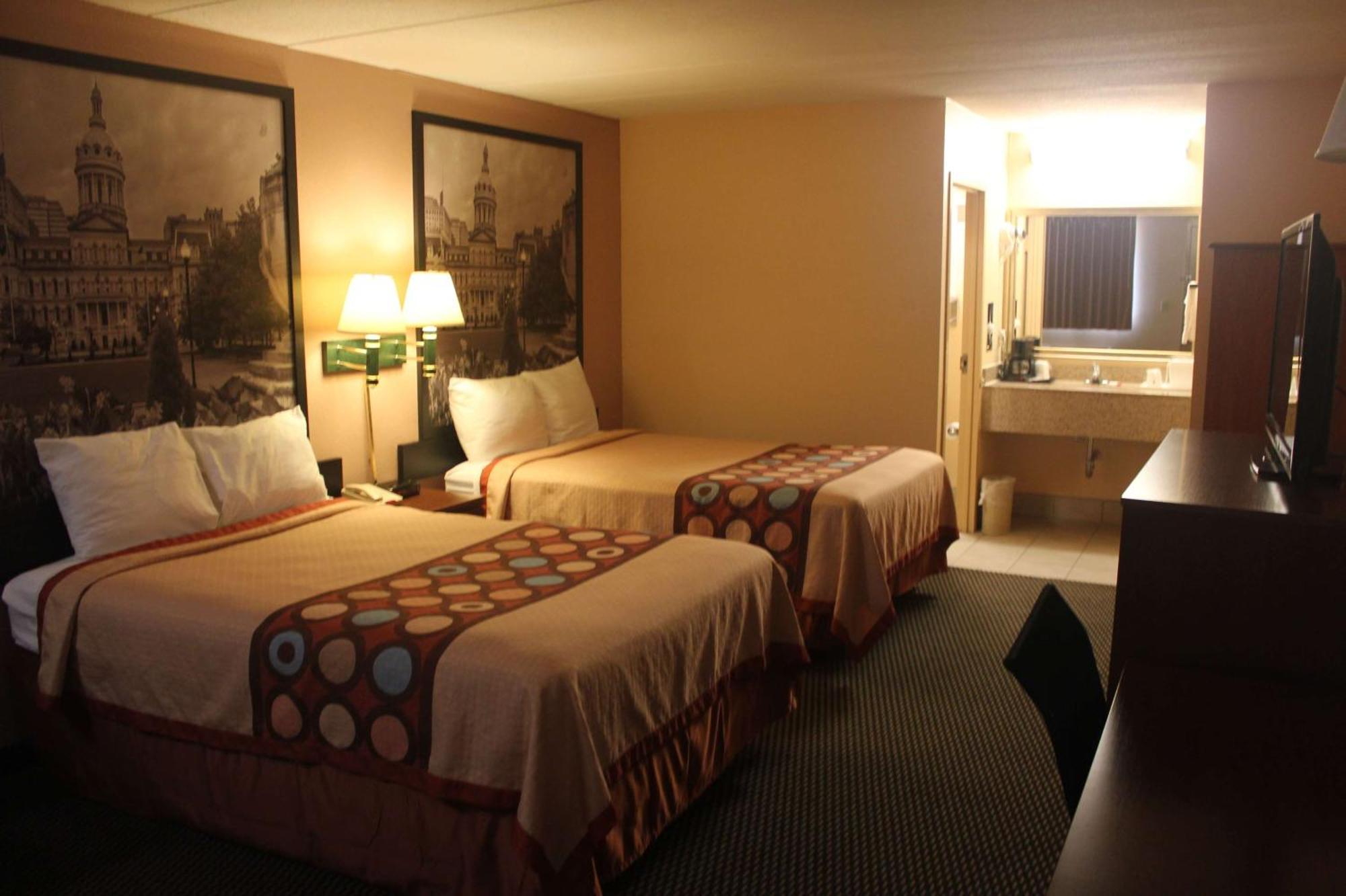 Deluxe King Suite