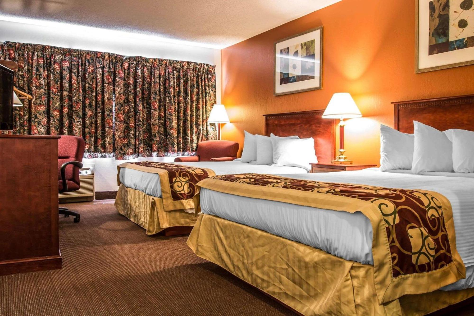 Queen Room with Two Queen Beds - Non-Smoking