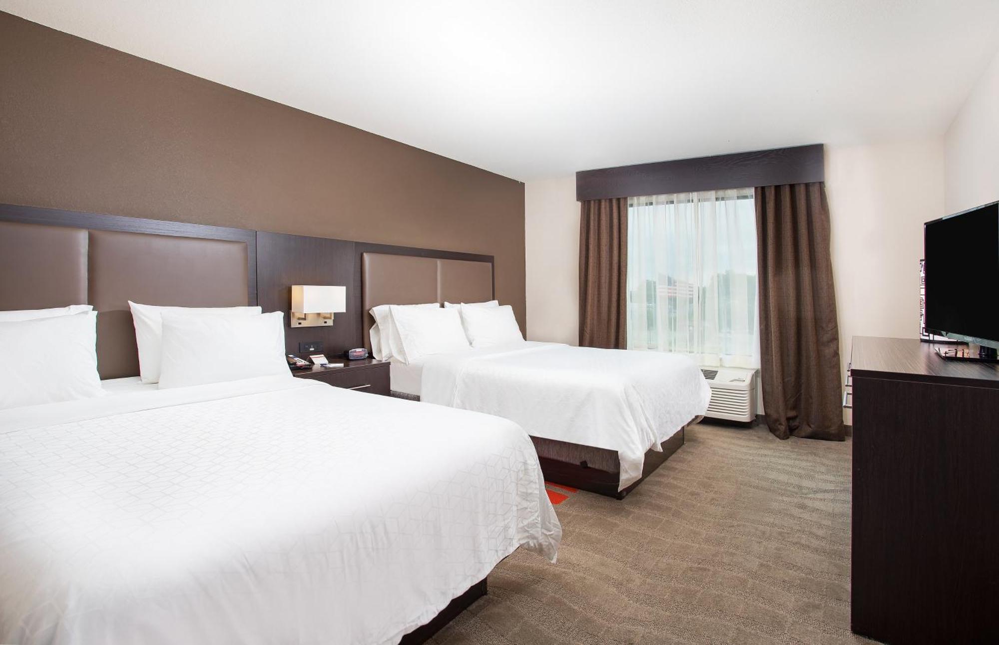 Standard Room Two Queen Beds