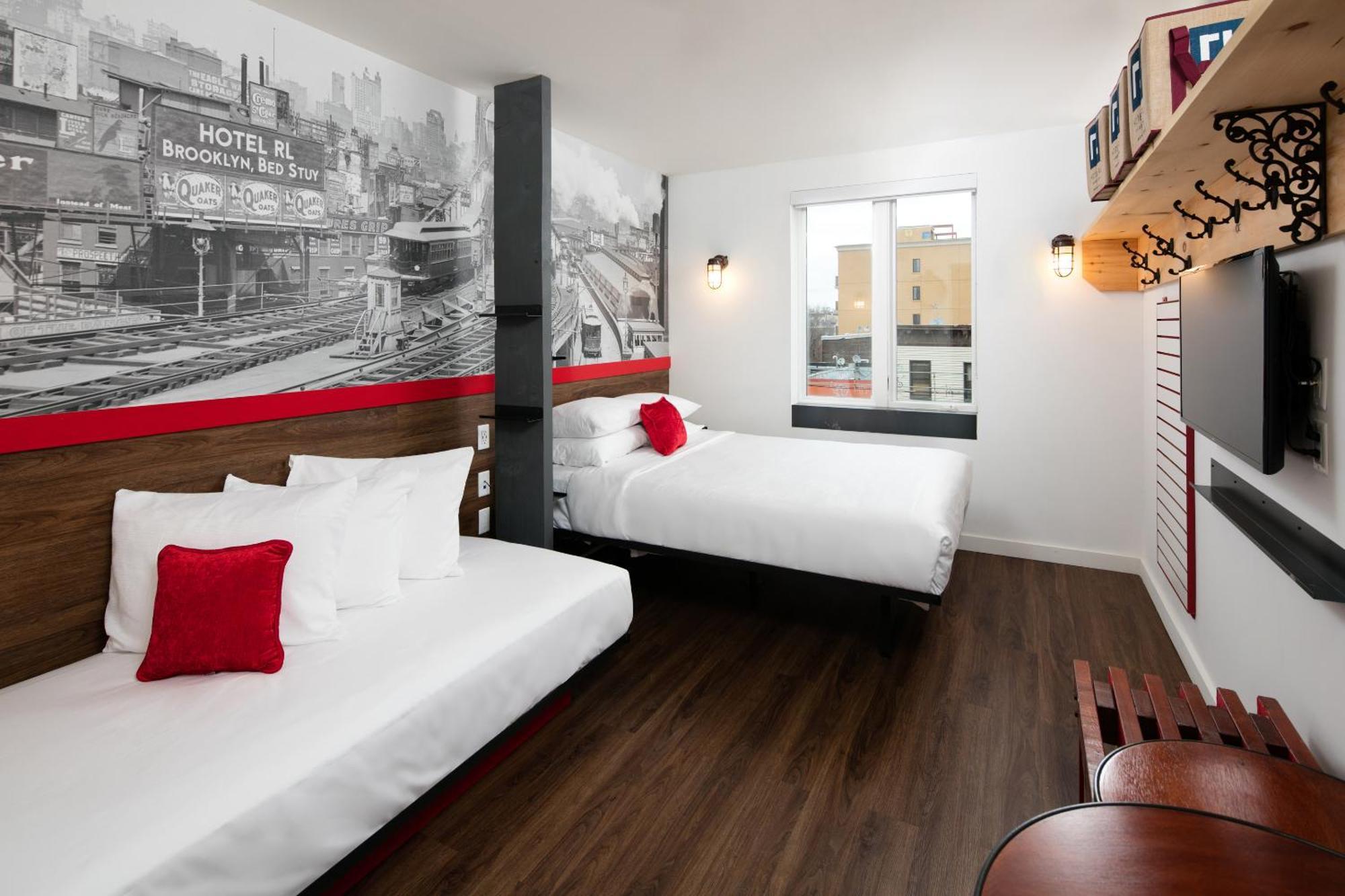 Queen Room Bed