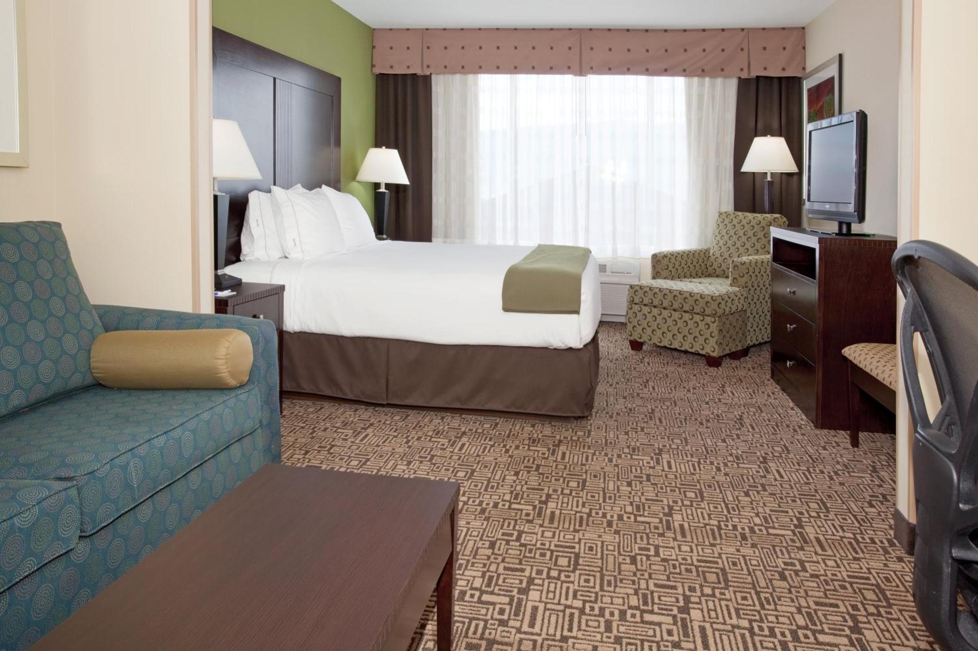 Standard King Room