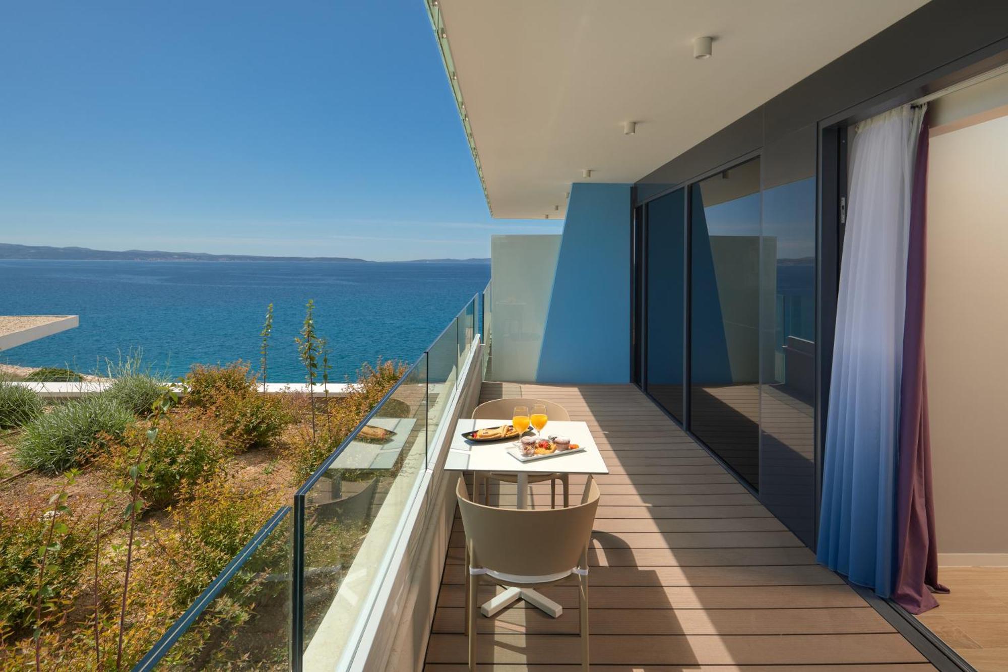 Superior Double or Twin Room Sea View