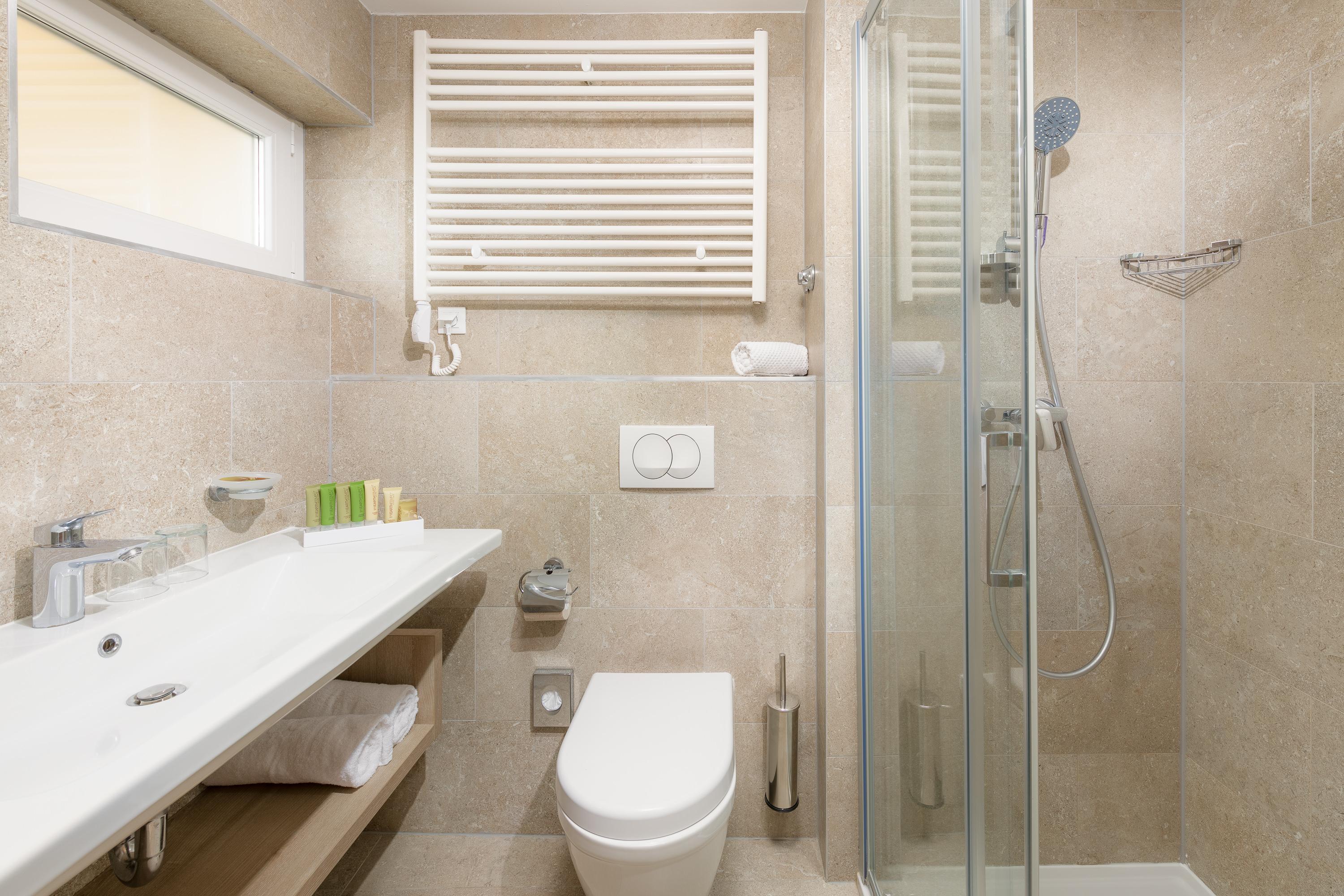 Comfort Double Room Balcony Century Old Pine Tree Sea View – Residence