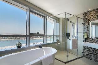 One Bedroom Suite Club Lounge Access,1282587217:JPEG
